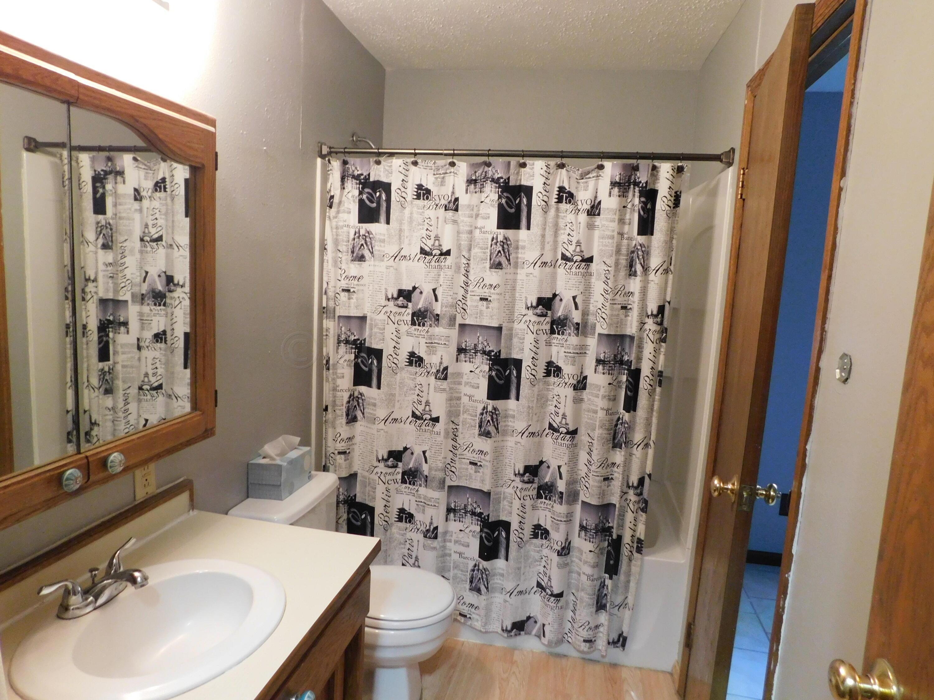 upper bathroom