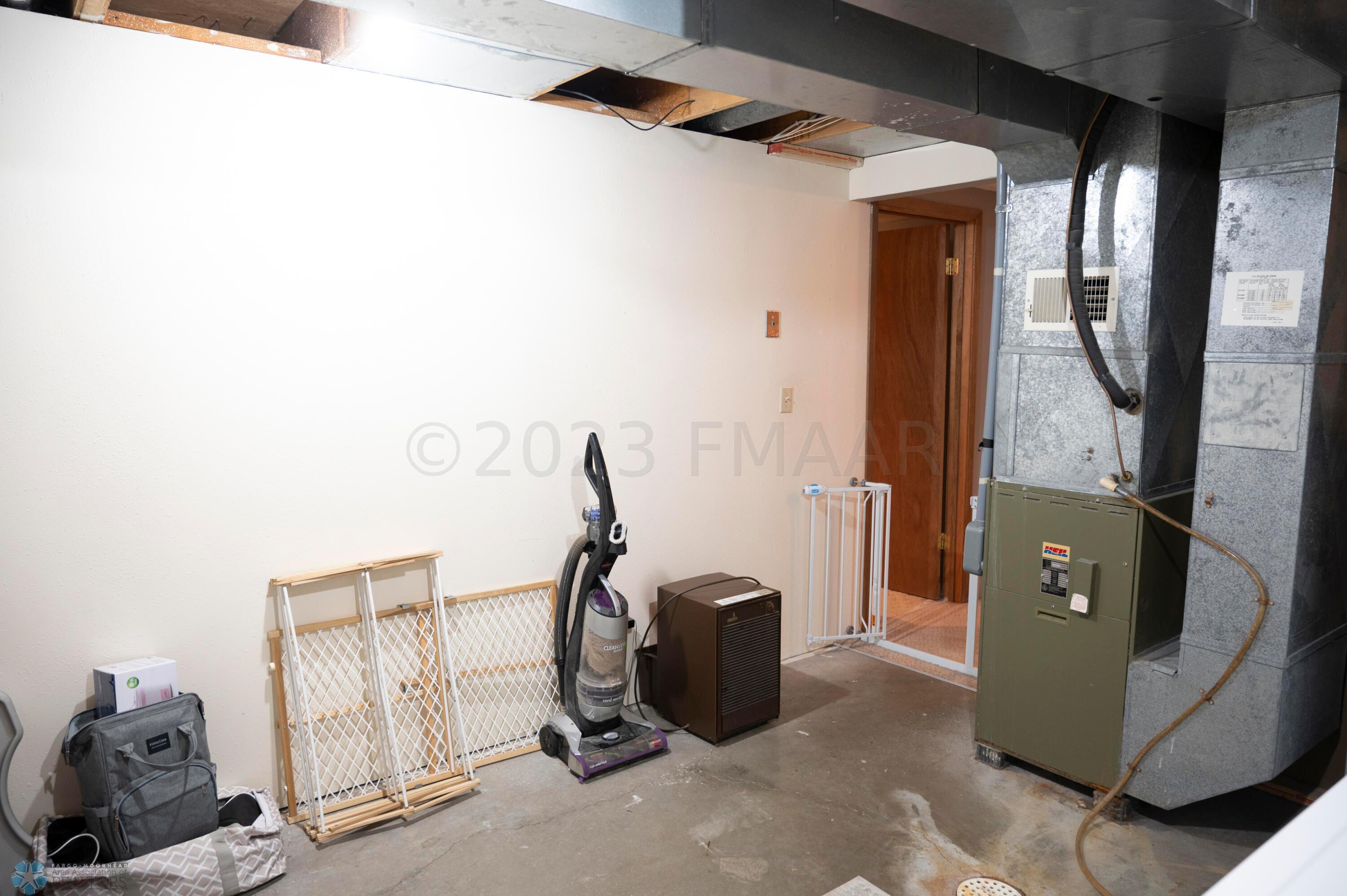 laundry utility room