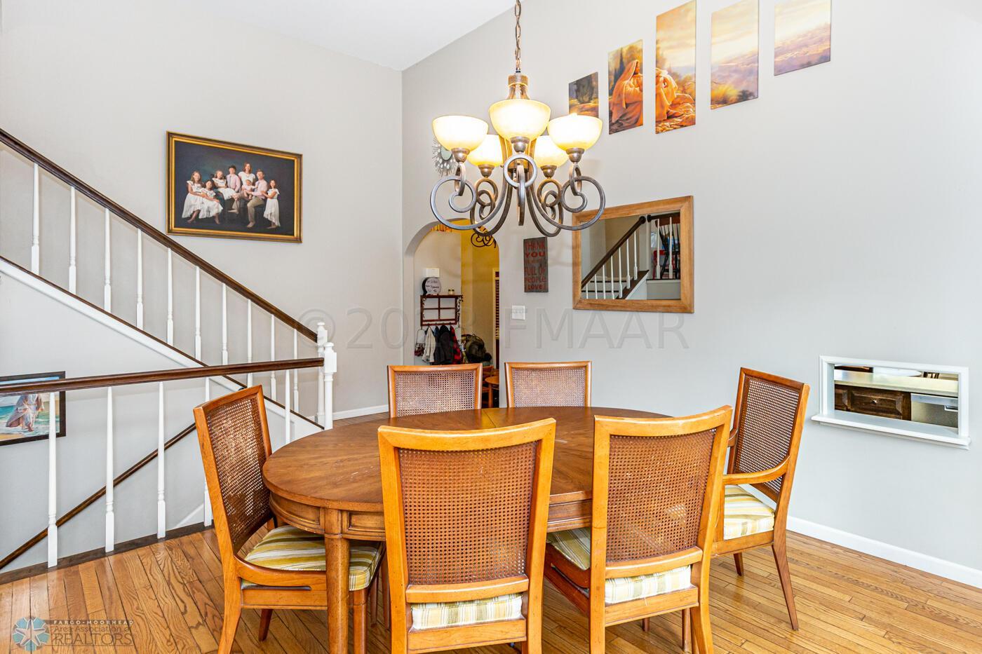Formal Dining