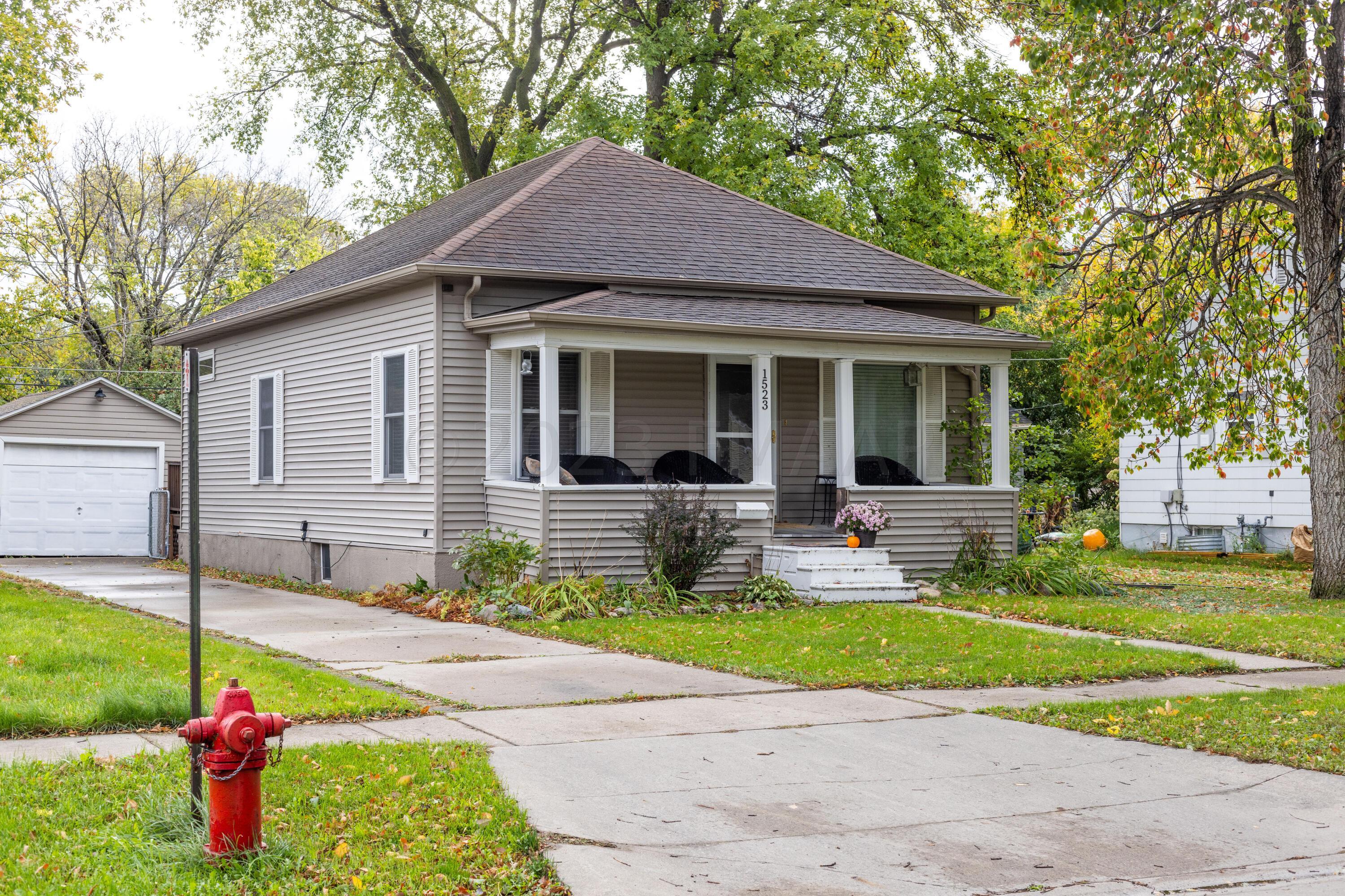 1523 4th St N Fargo