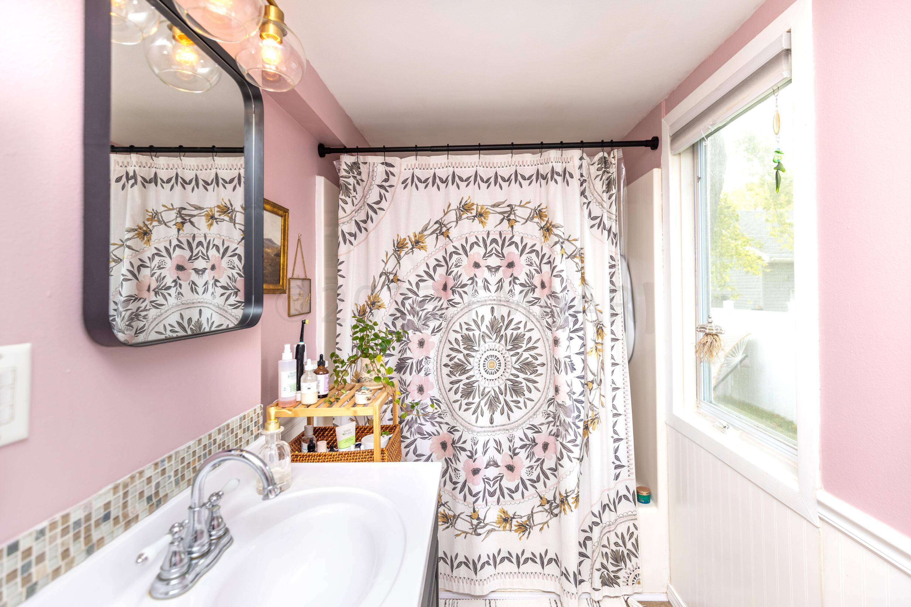 Main floor bathroom