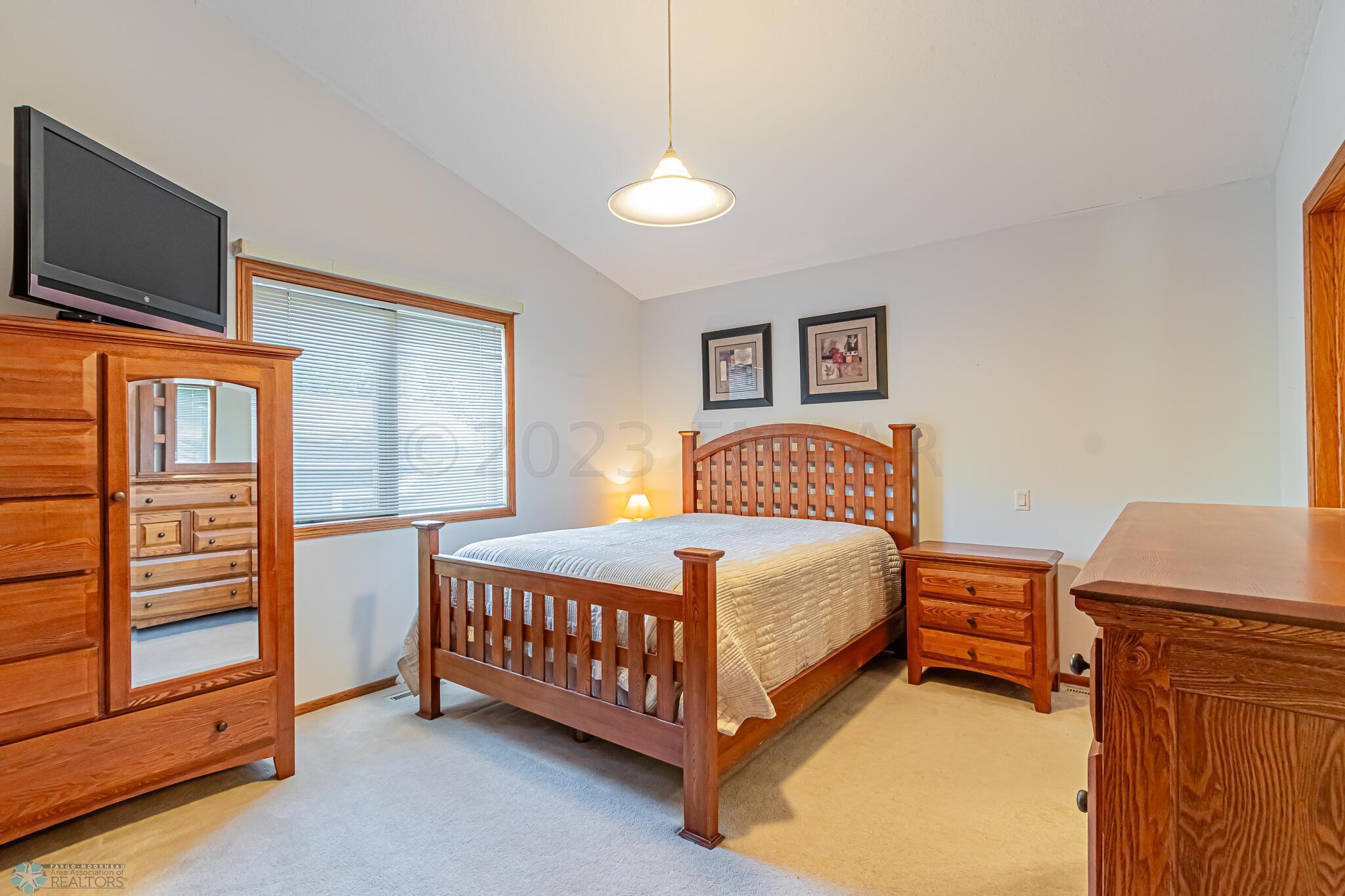 Master_Bedroom_1