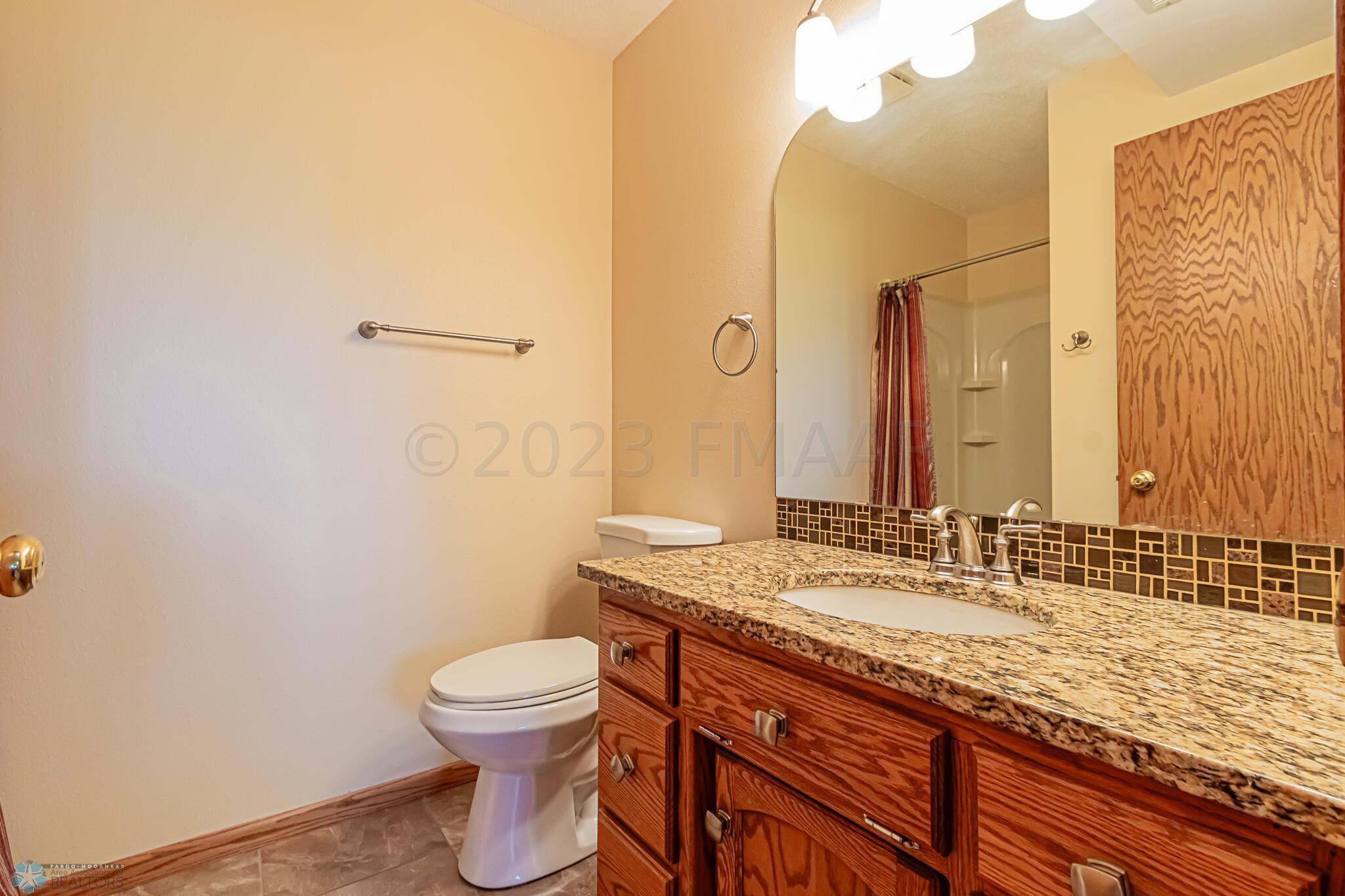 Lower_Bathroom_1