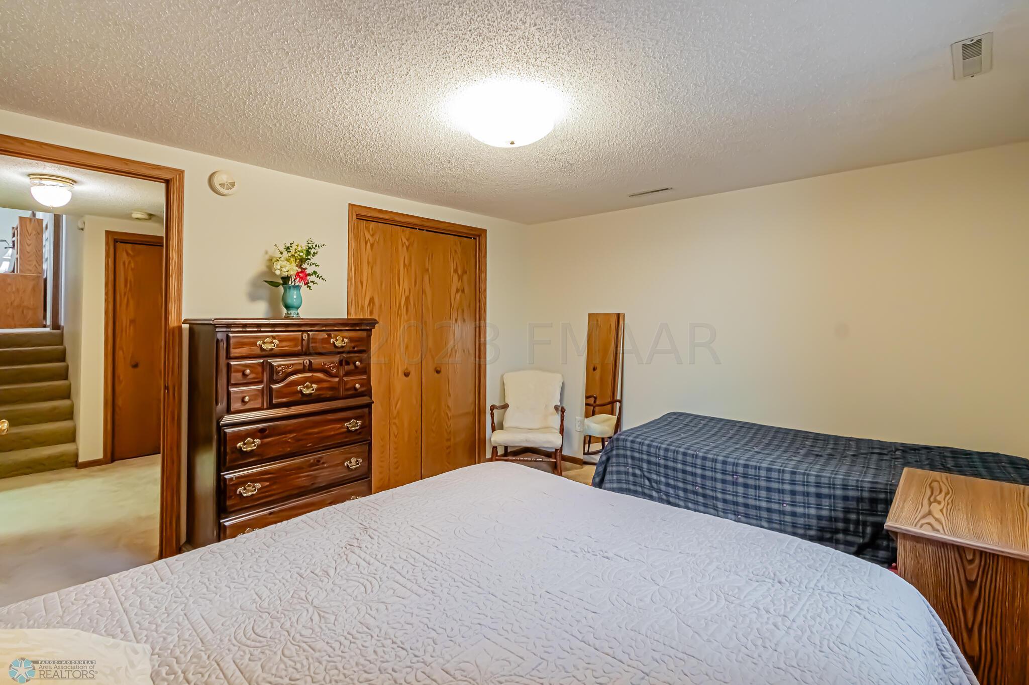 Bedroom6_2
