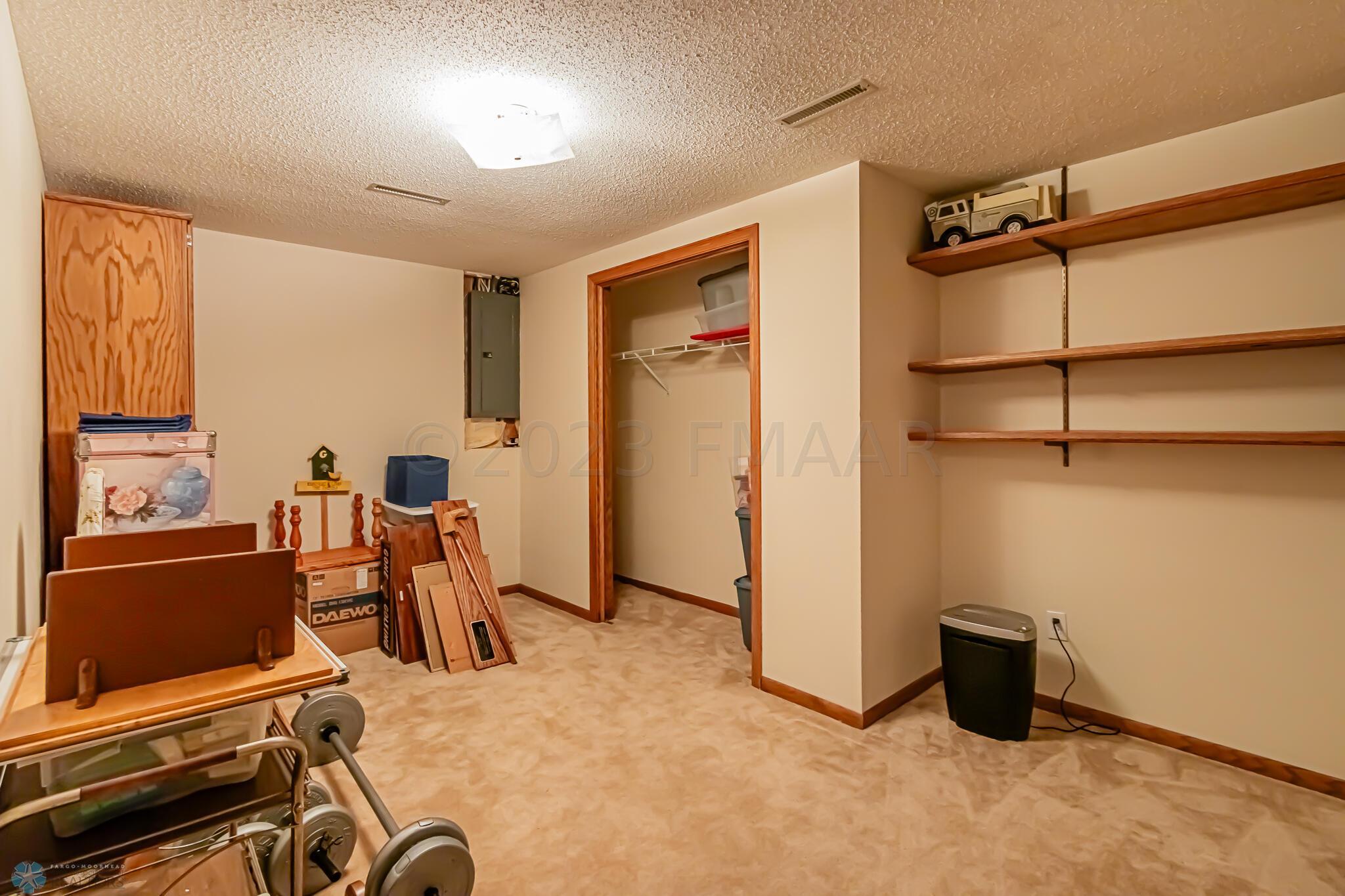 Bedroom5_1
