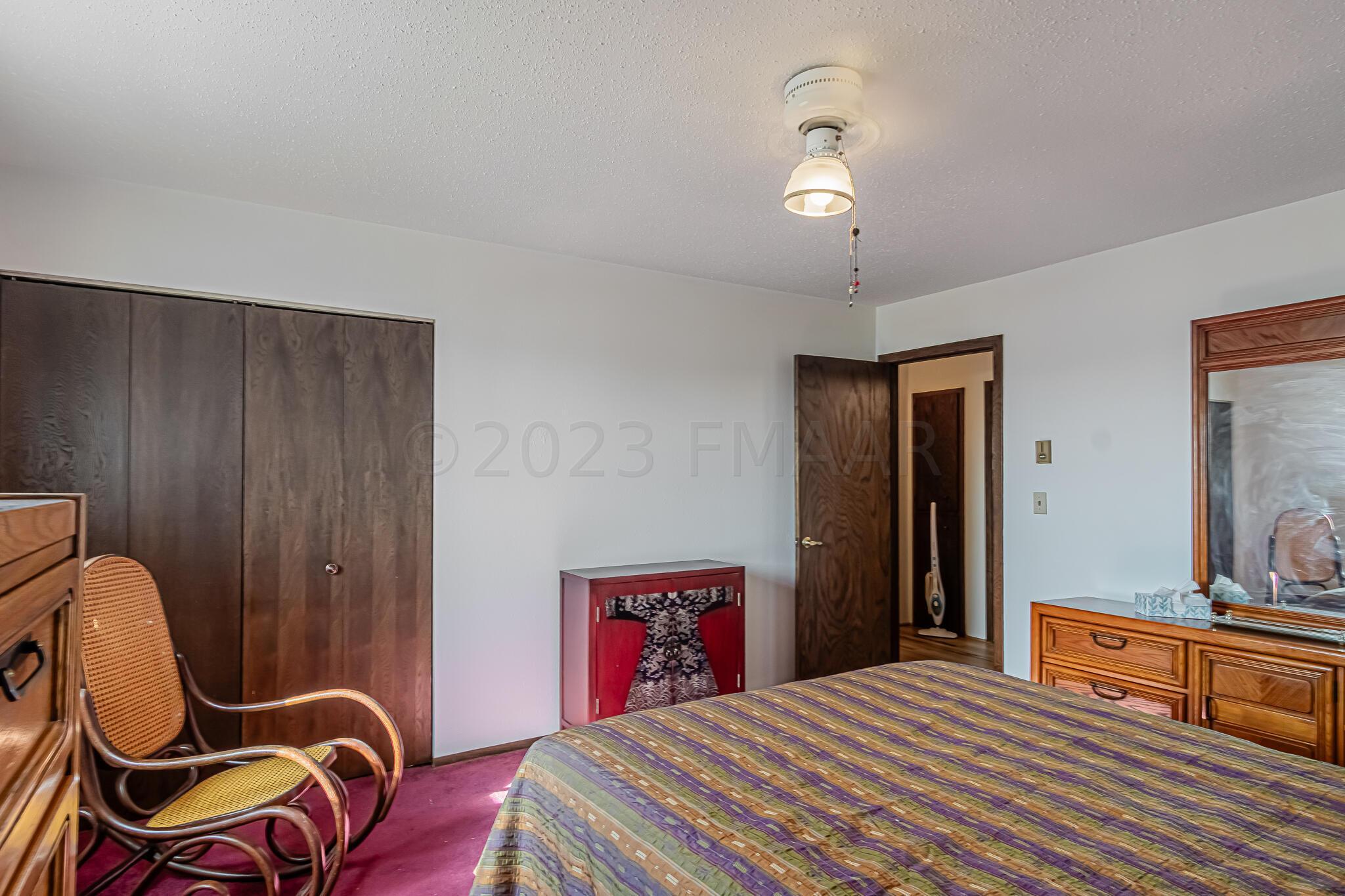 2349 20 1_2 ave s, fargo, nd 58103-08