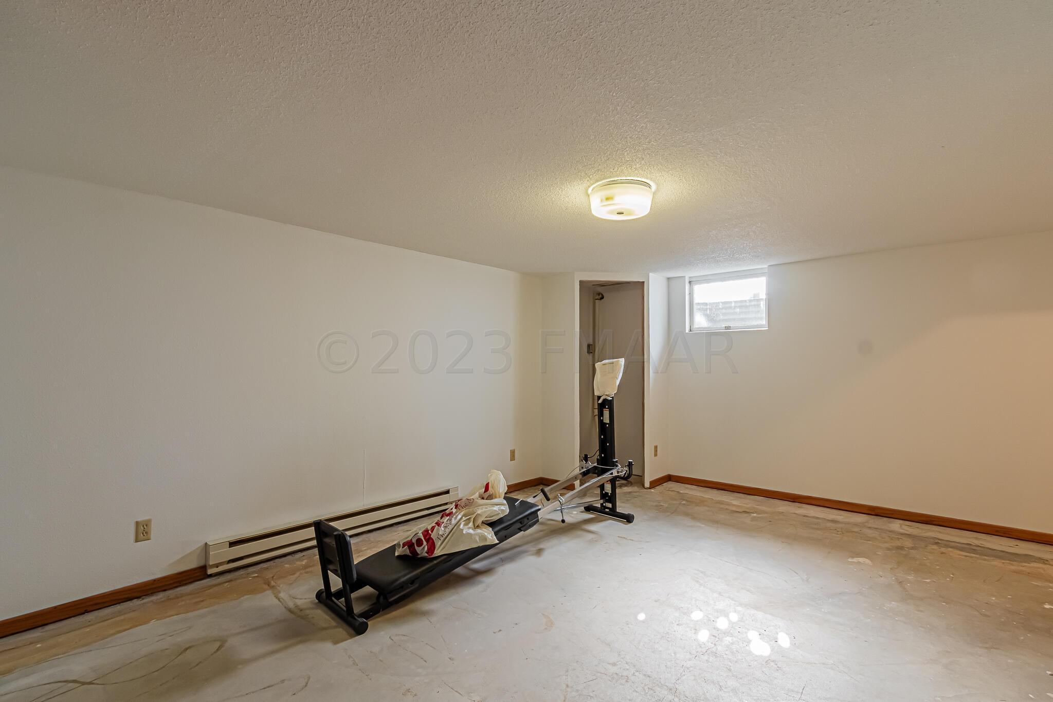 2349 20 1_2 ave s, fargo, nd 58103-10