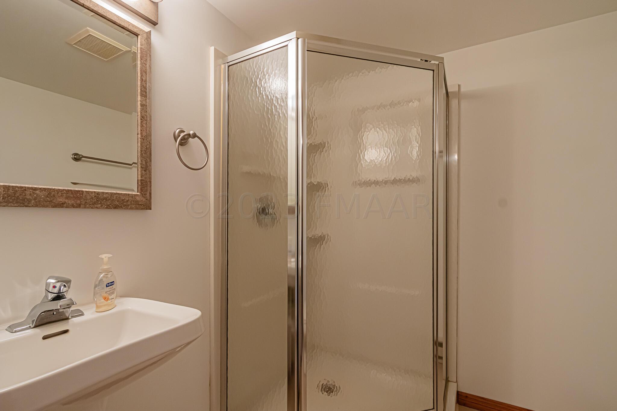 2349 20 1_2 ave s, fargo, nd 58103-16