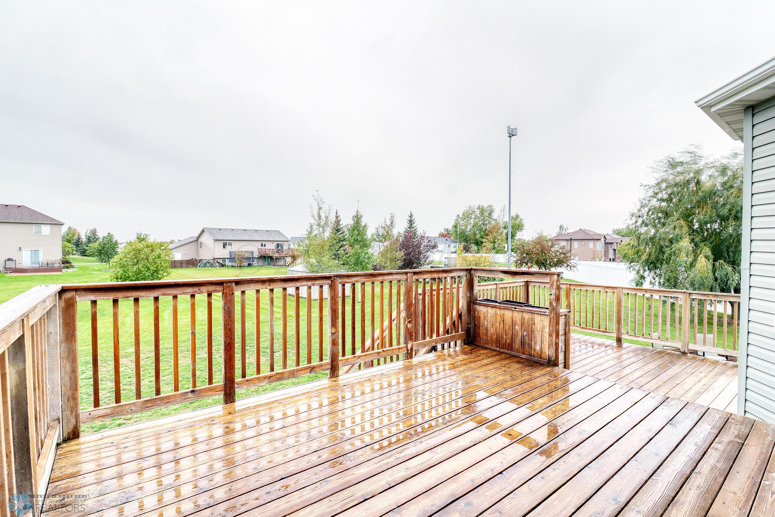 Backyard_Deck