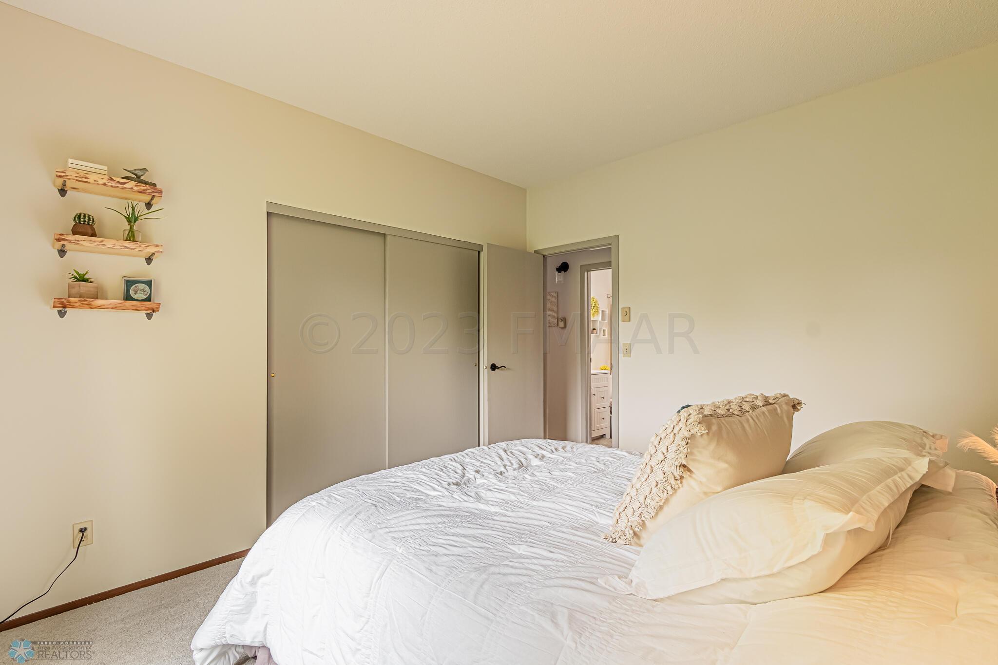 Bedroom2_2