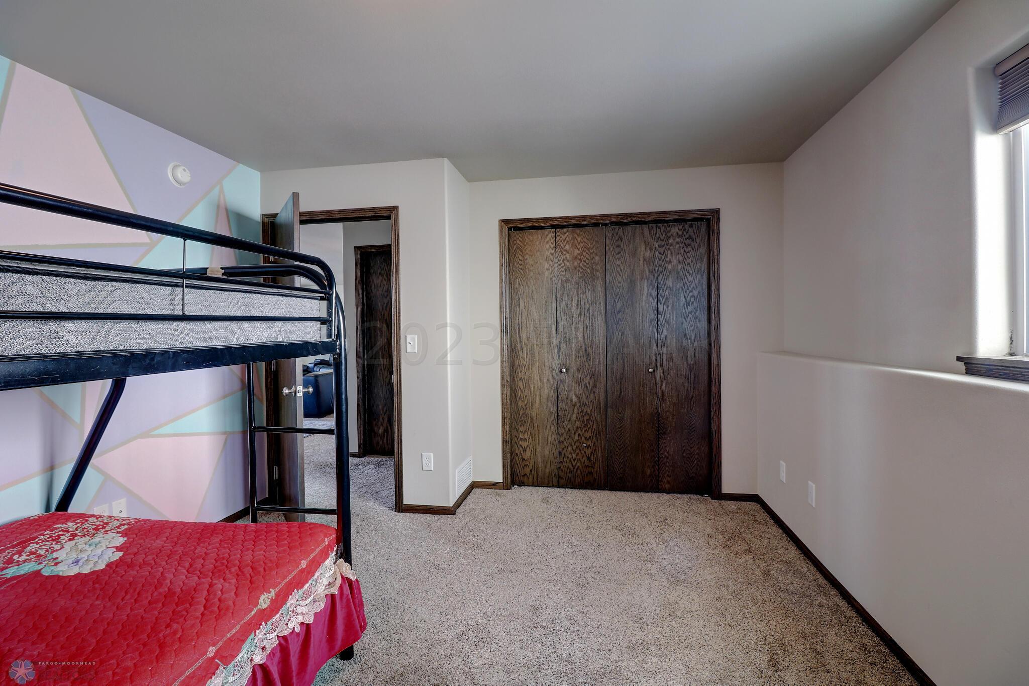 Basement Bedroom1_2