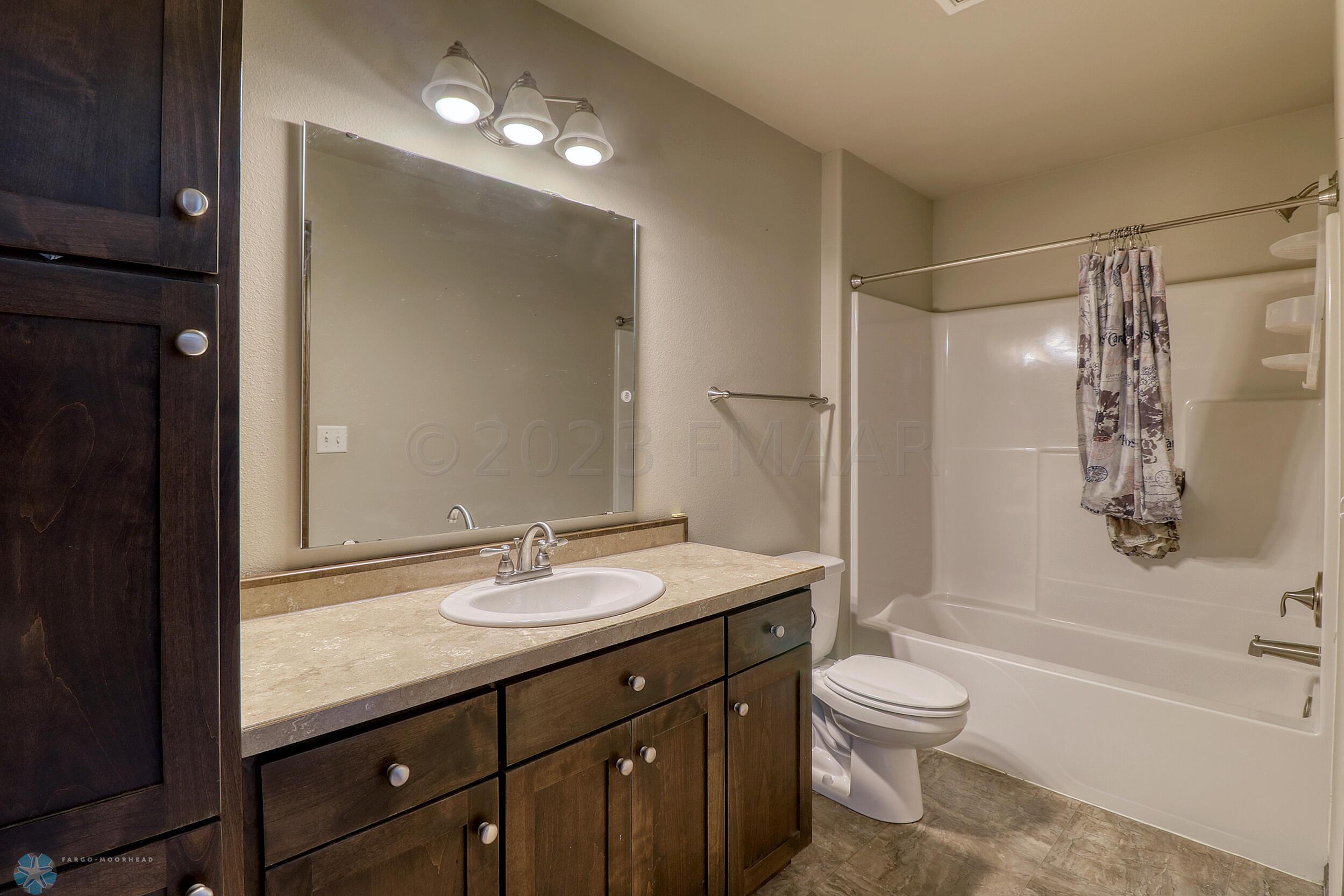 Basement Bathroom1_1