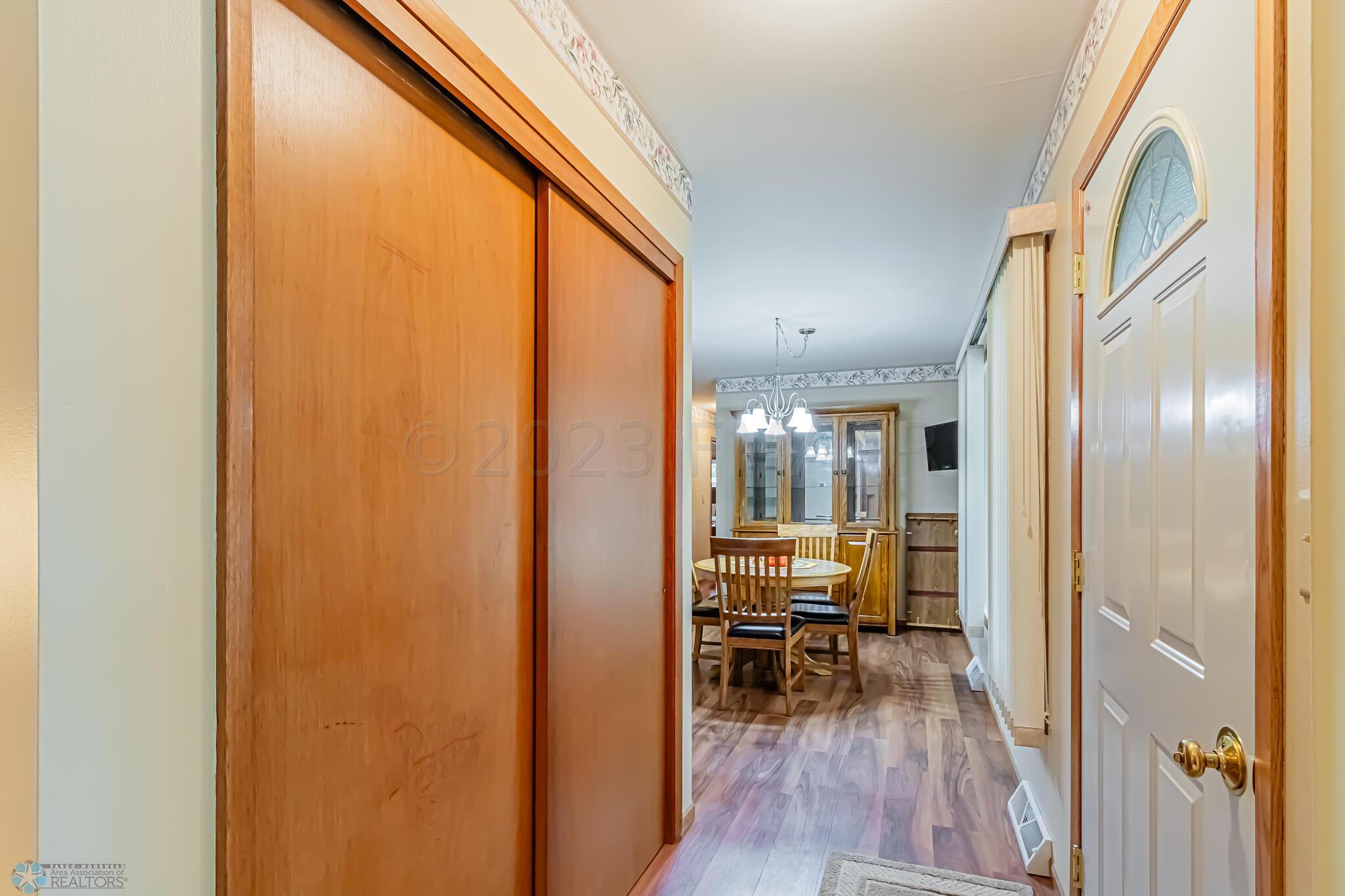 1830 7th St S, Fargo, ND 58103-29