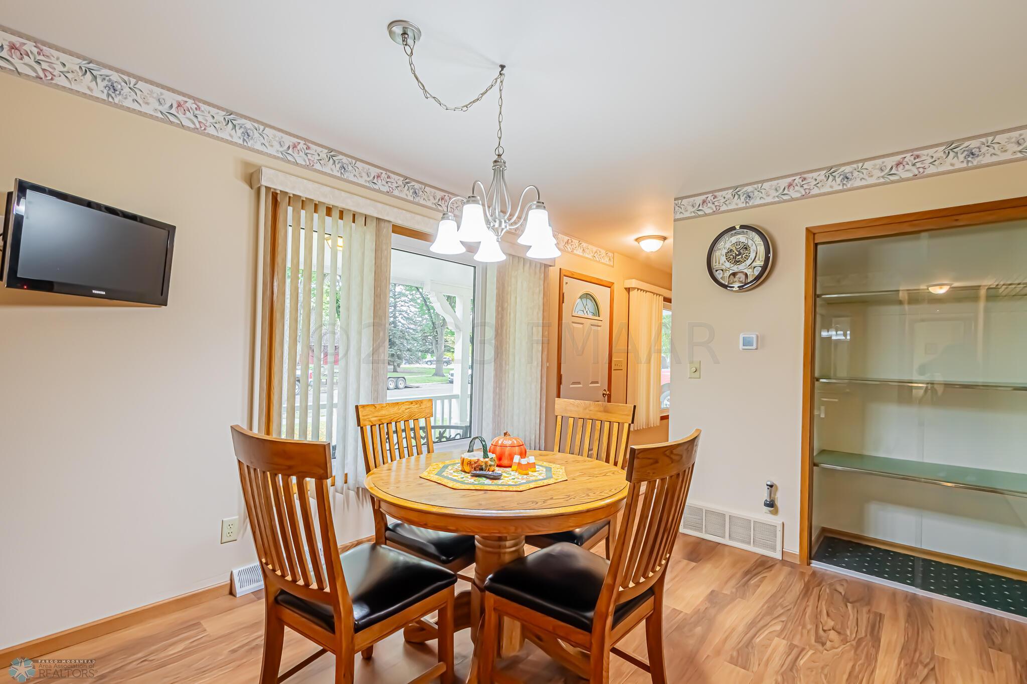 1830 7th St S, Fargo, ND 58103-31