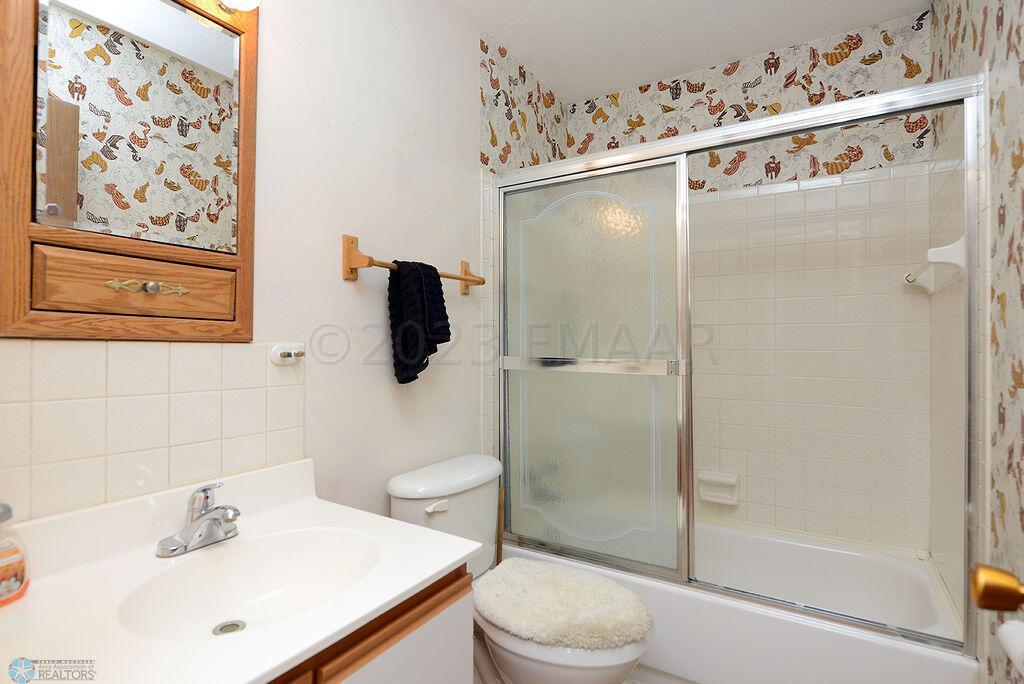 full bath
