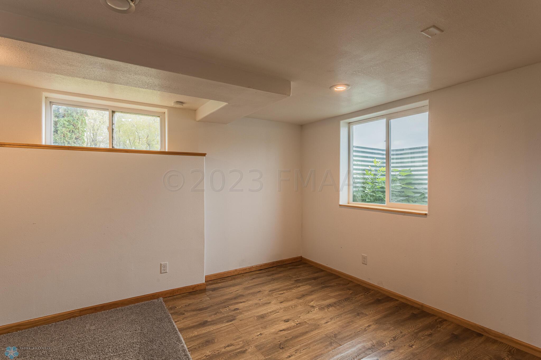 416_Ridge_Crest_Dr-4