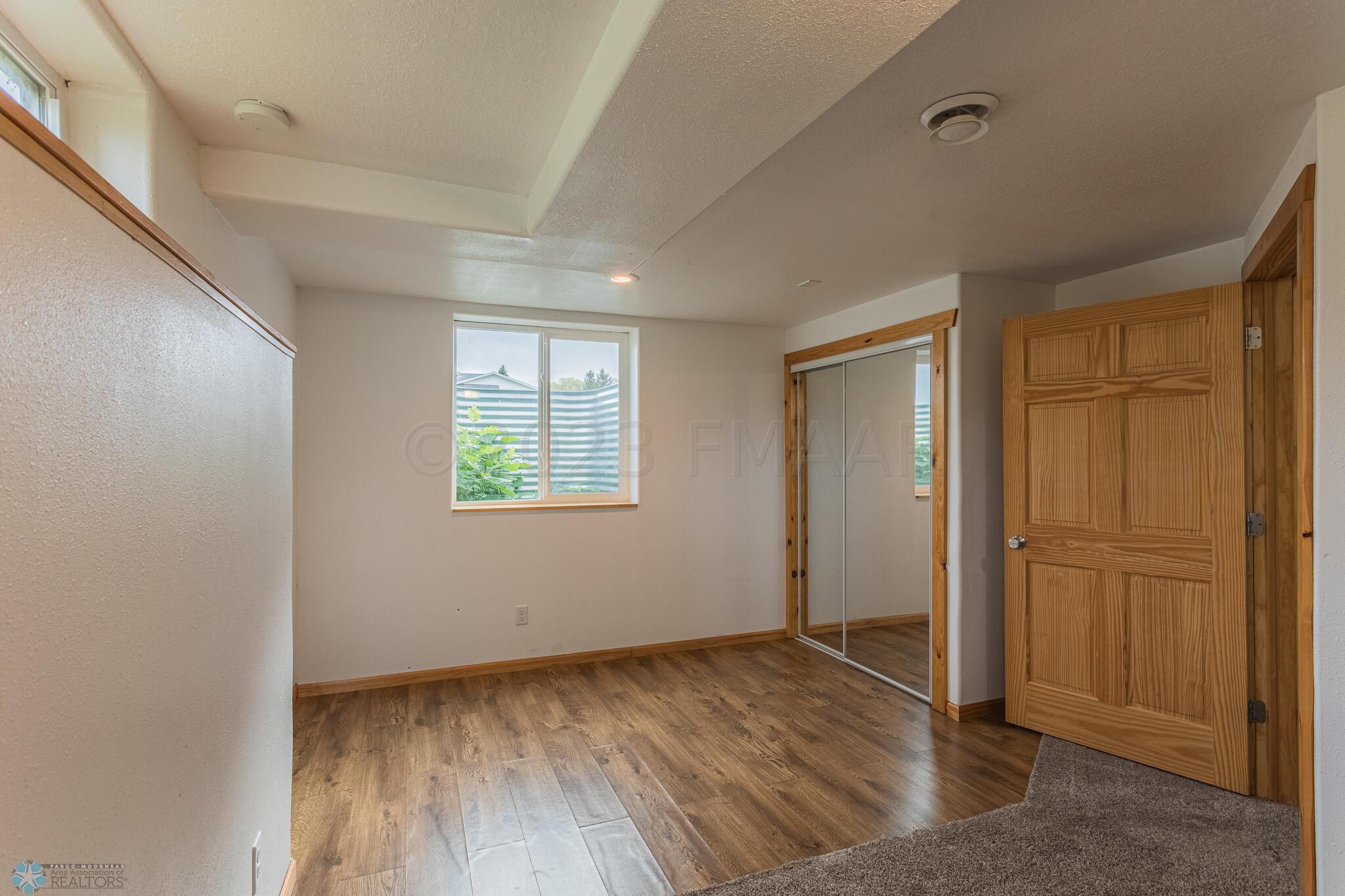 416_Ridge_Crest_Dr-6