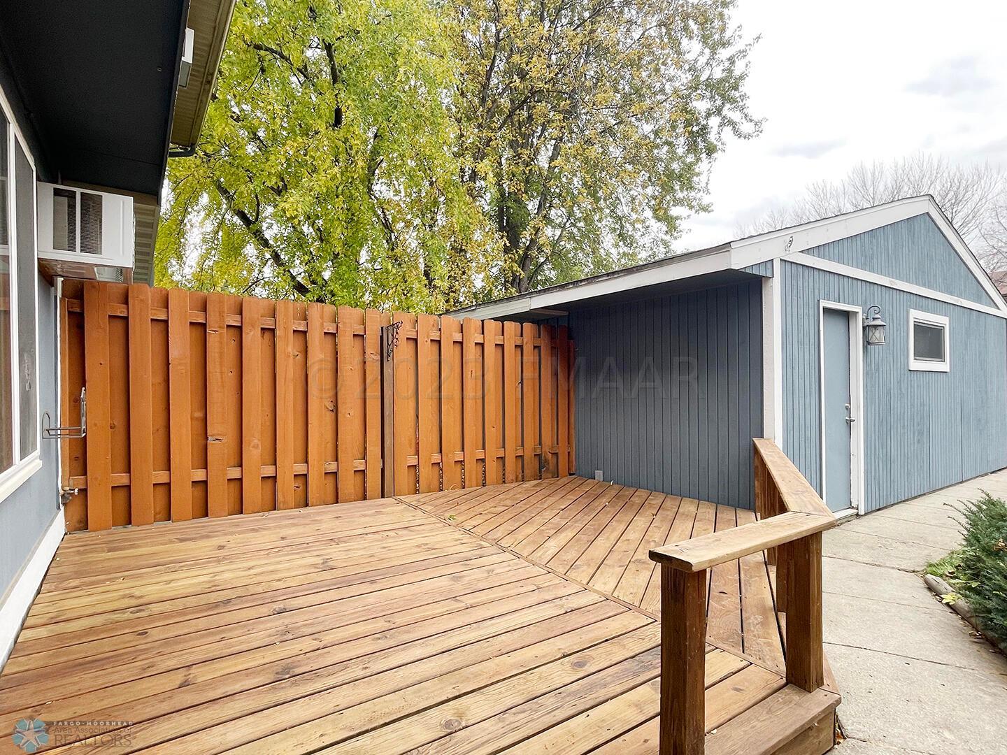 3118_FrontDeck