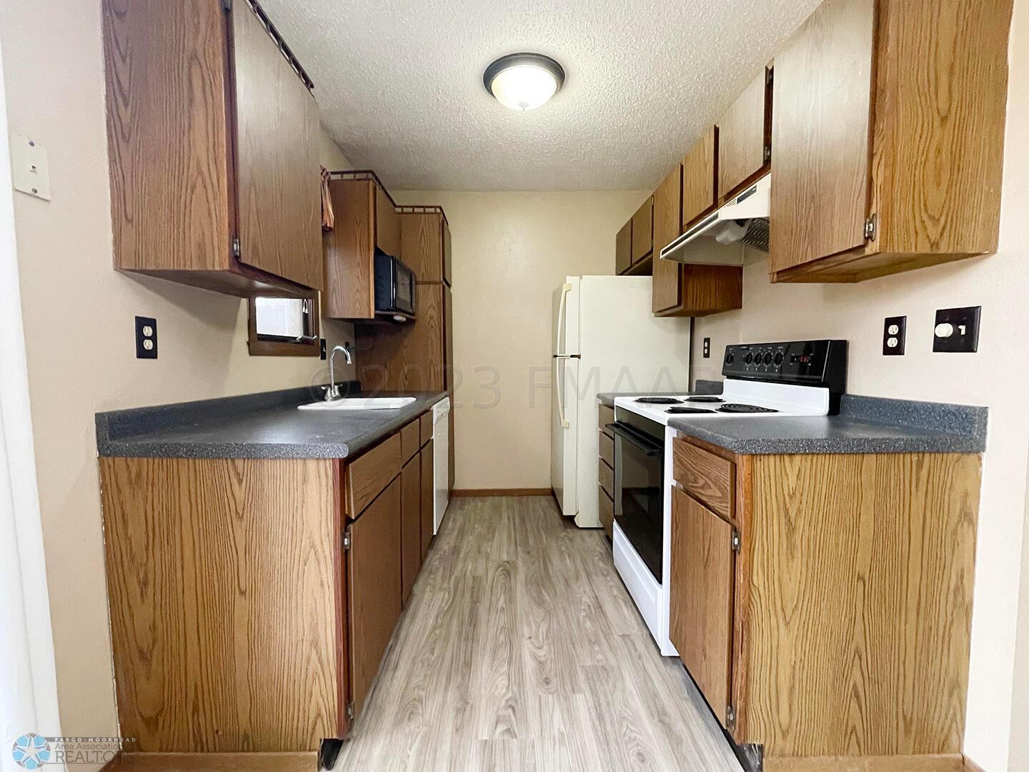 3118_Kitchen01