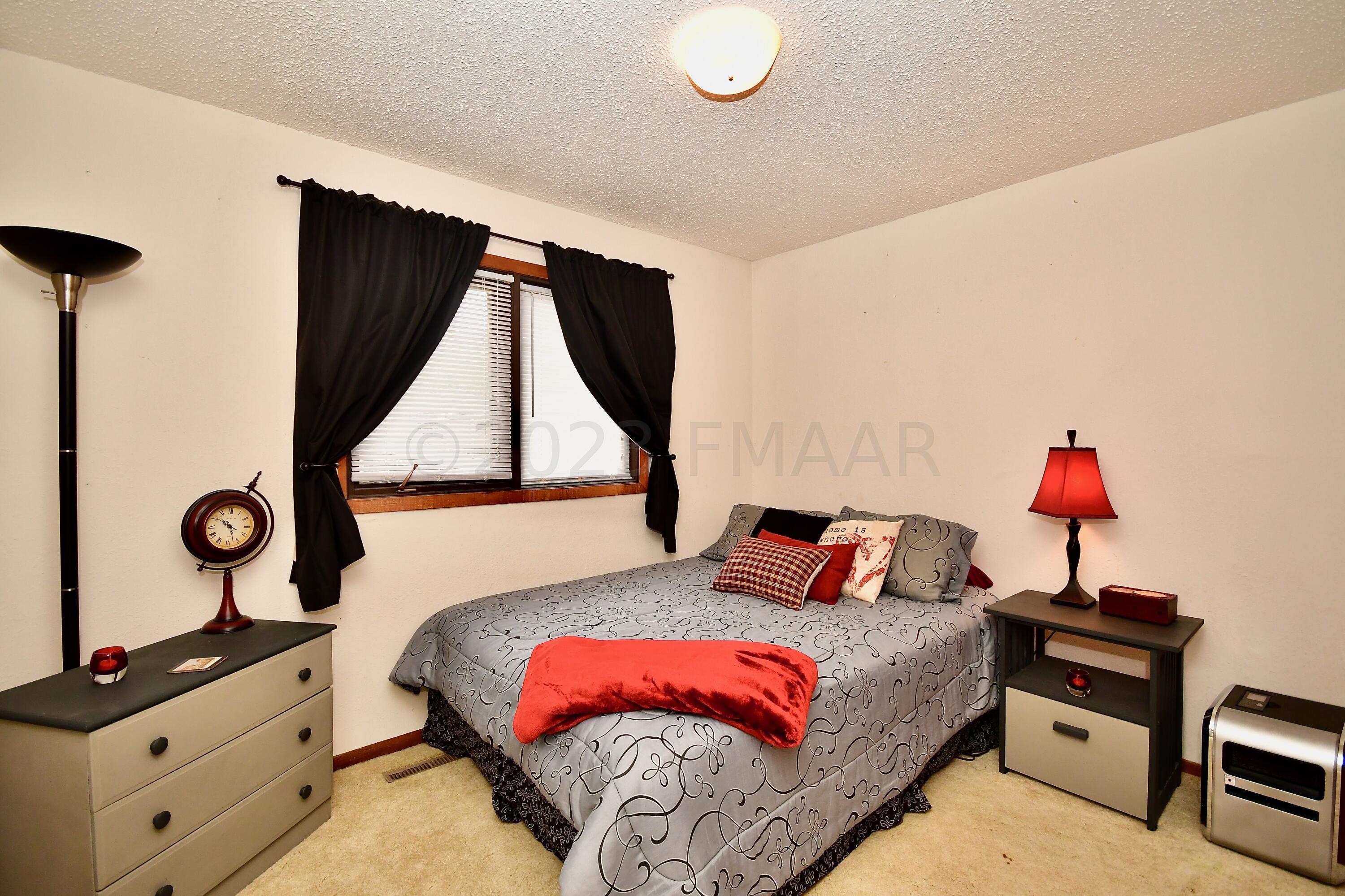Upstairs Bedroom 2