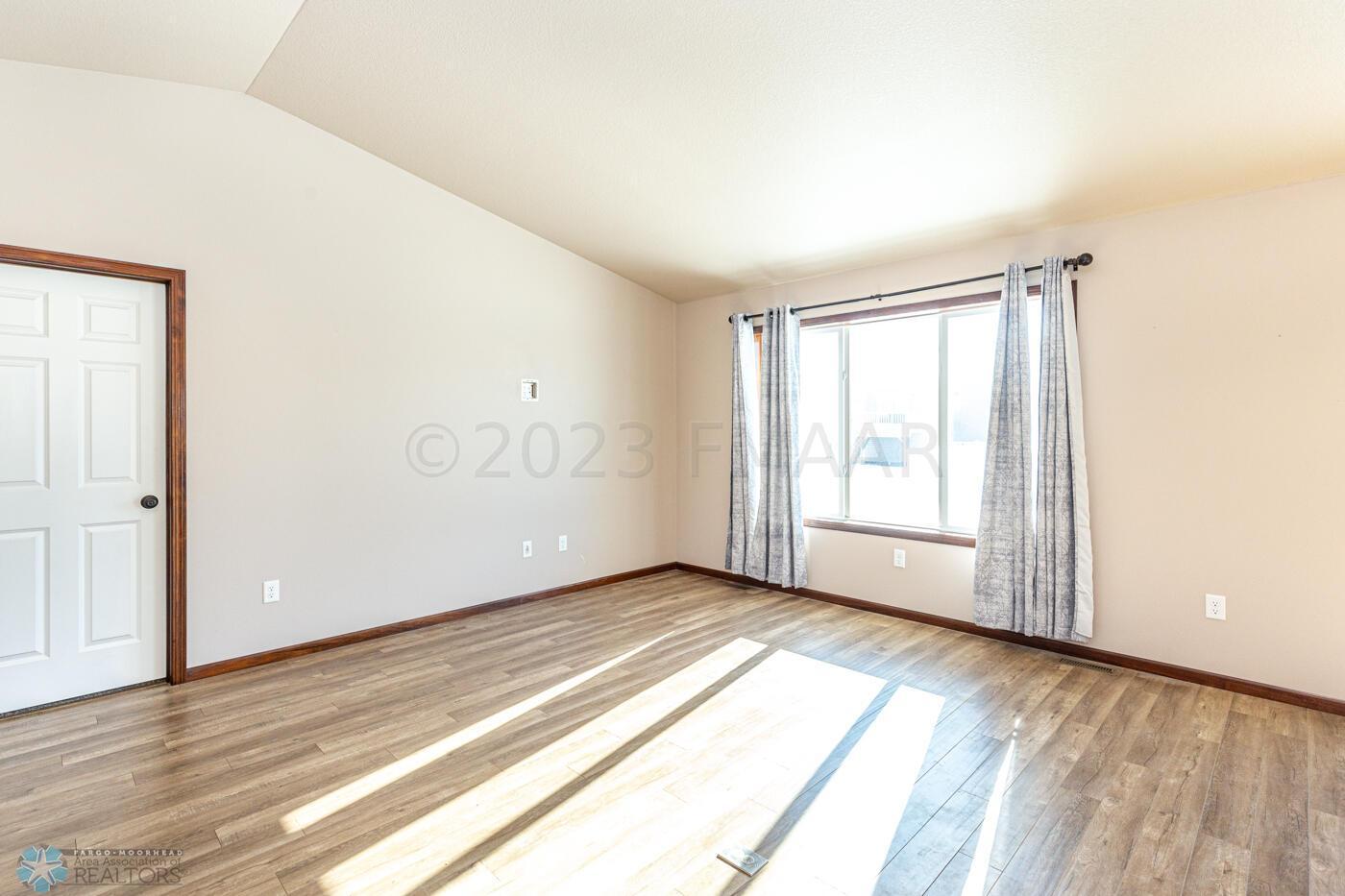 Home-15Li