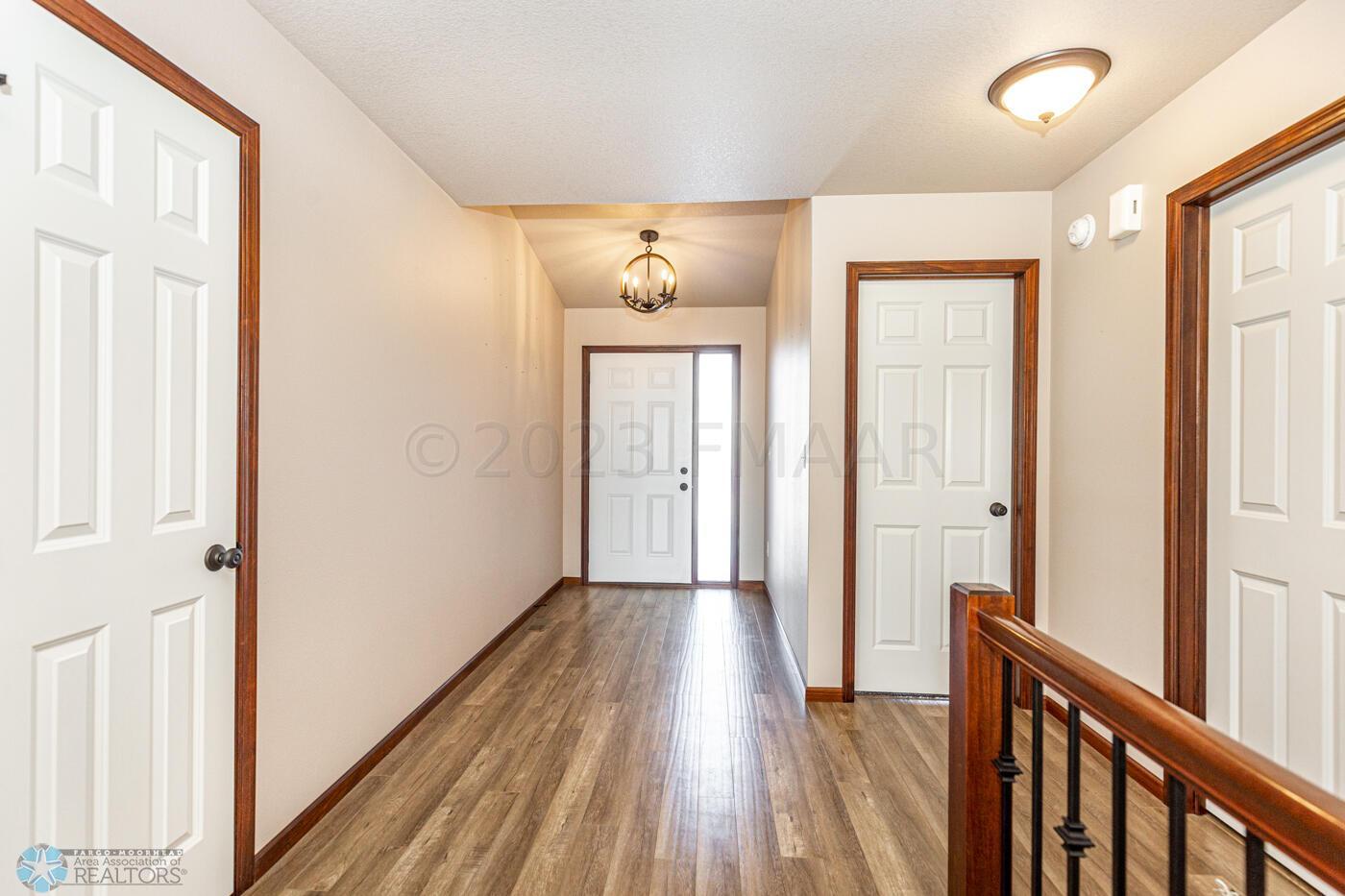 Home-4