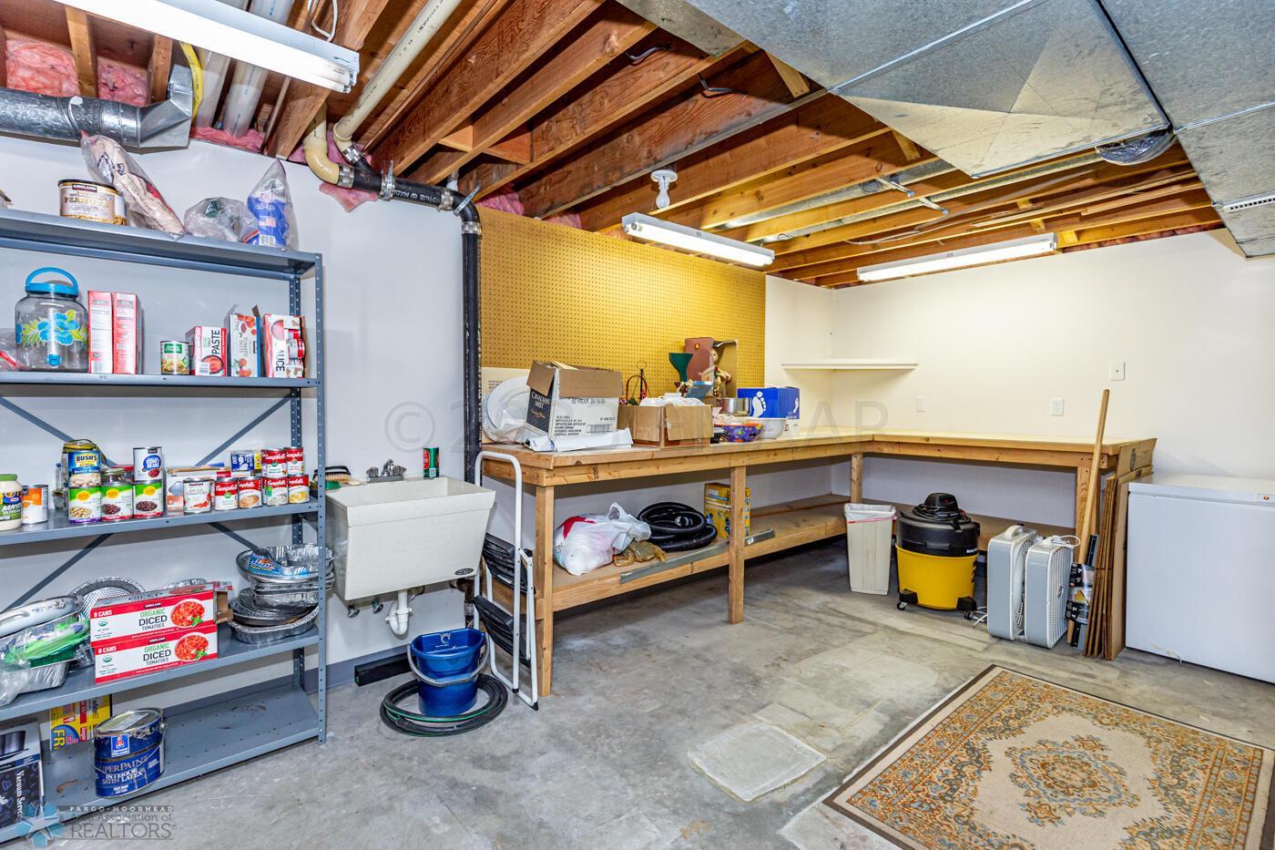 Storage/Utility