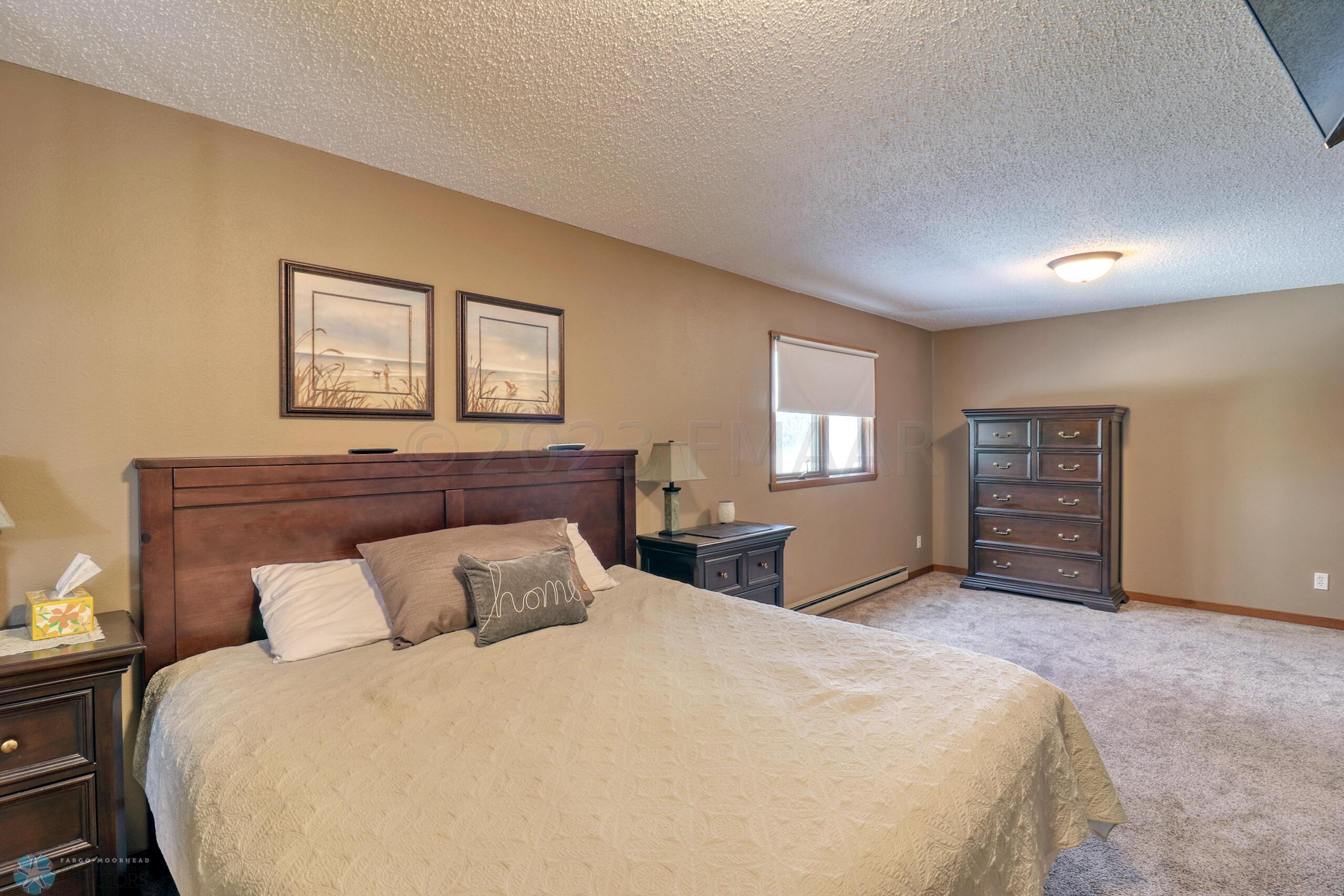 Primary Bedroom1_1