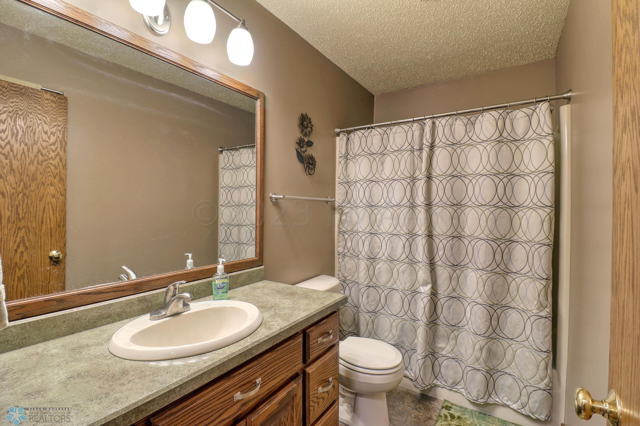 Bathroom1_1