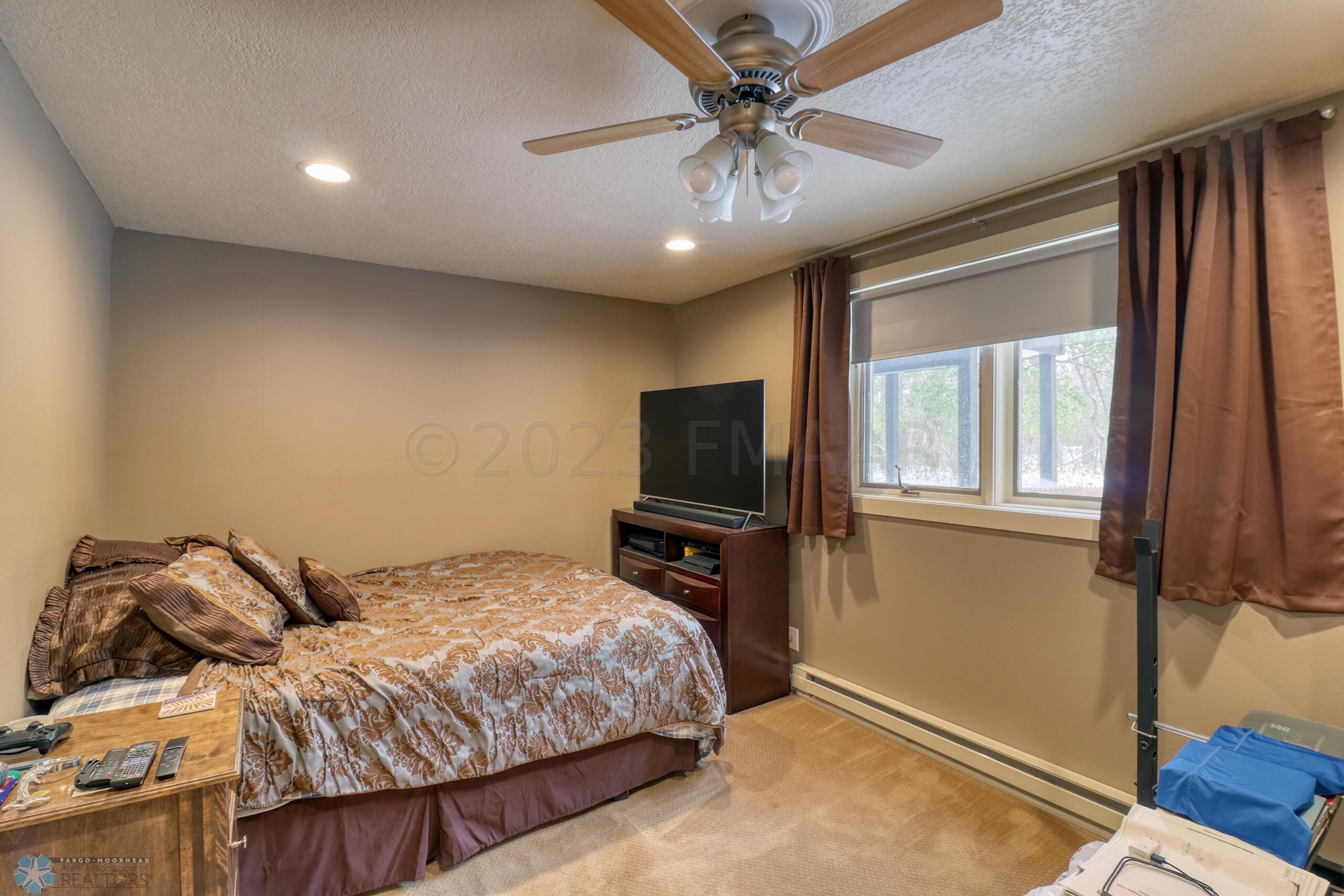Basement Bedroom2_0