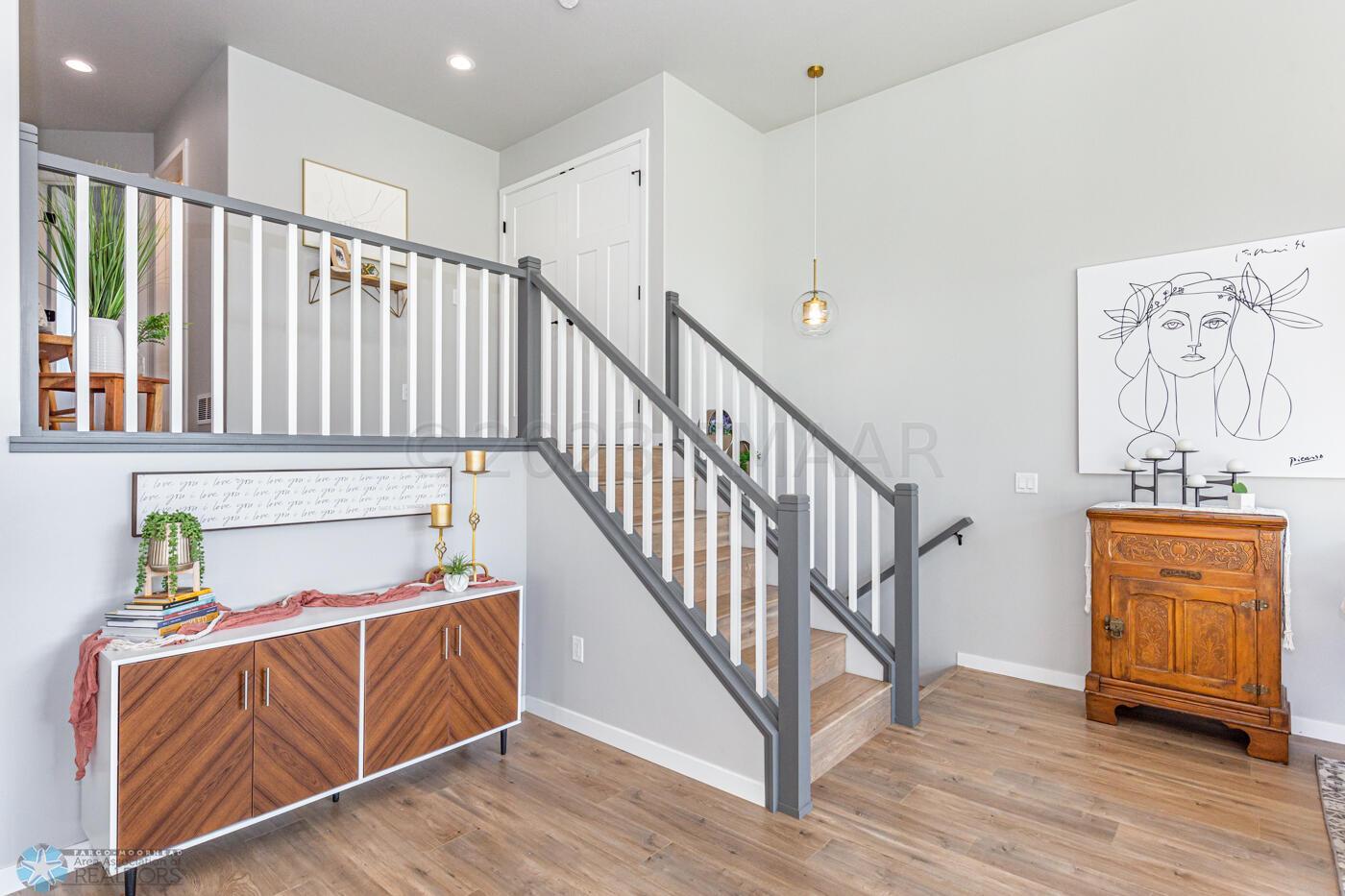 Open Banister