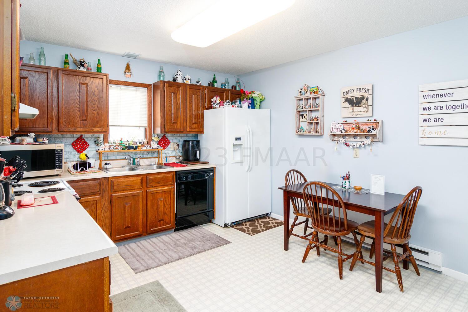 upper kitchen/dining area