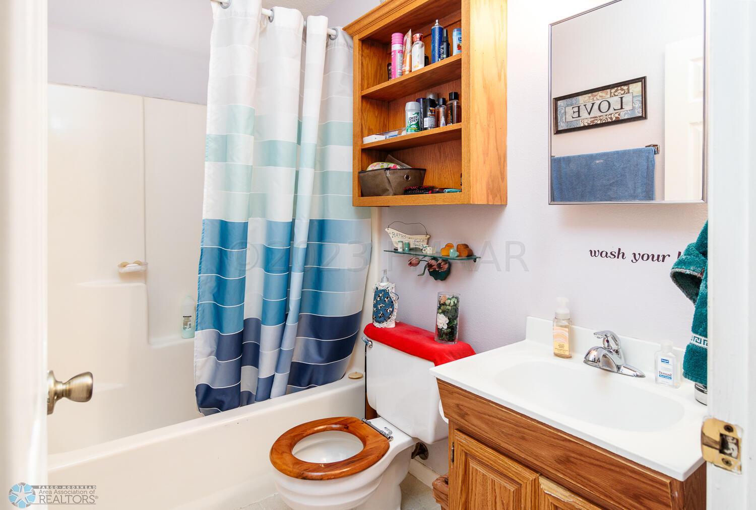 upper bathroom
