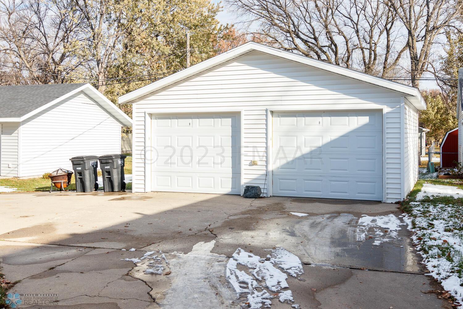 1 car garage