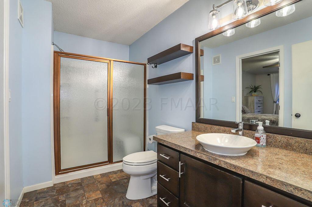 3402 22nd St S, Fargo
