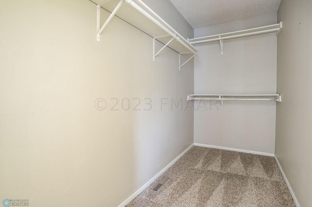 3402 22nd St S, Fargo