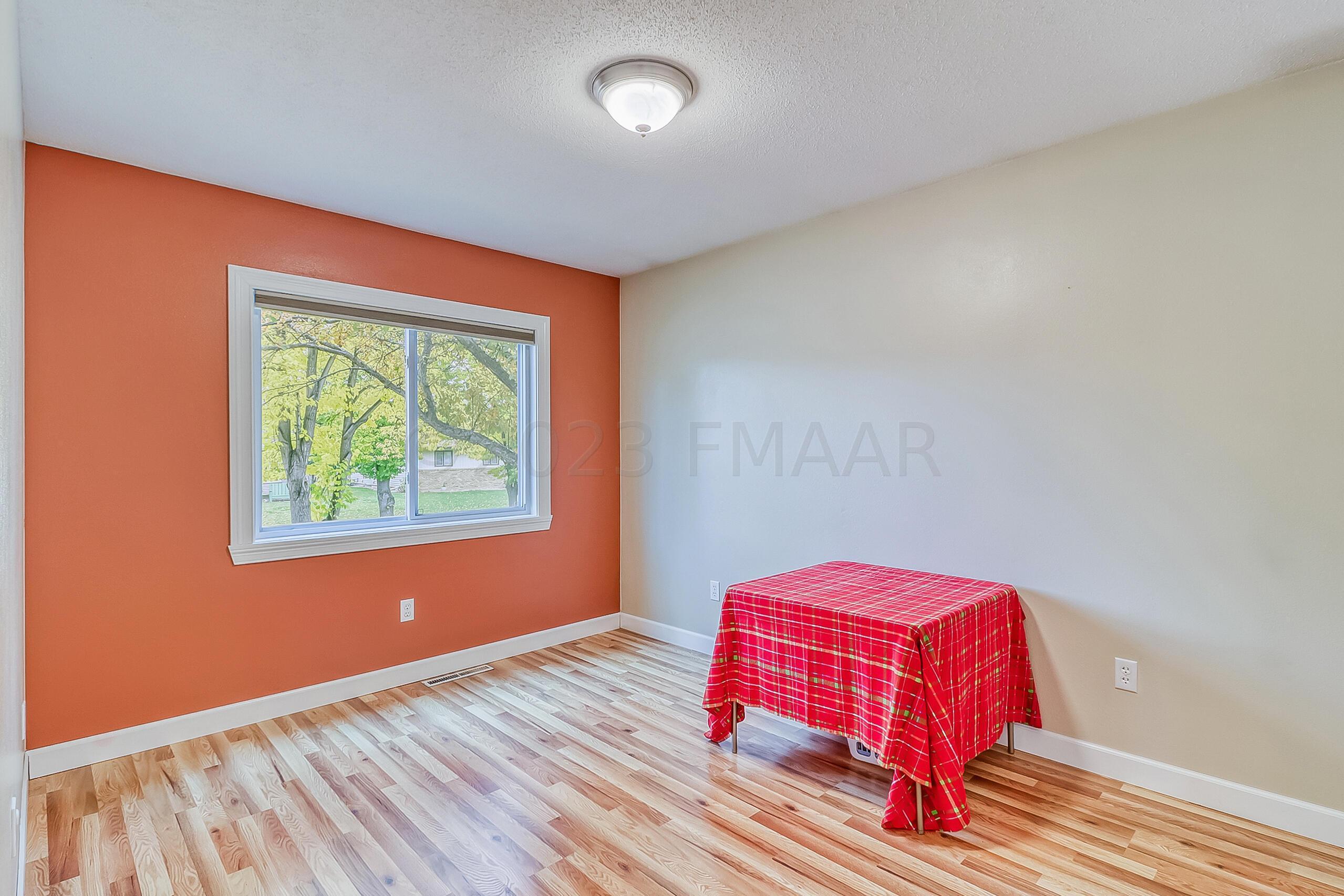 Bedroom2_1
