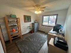 Upper Bdrm as Office