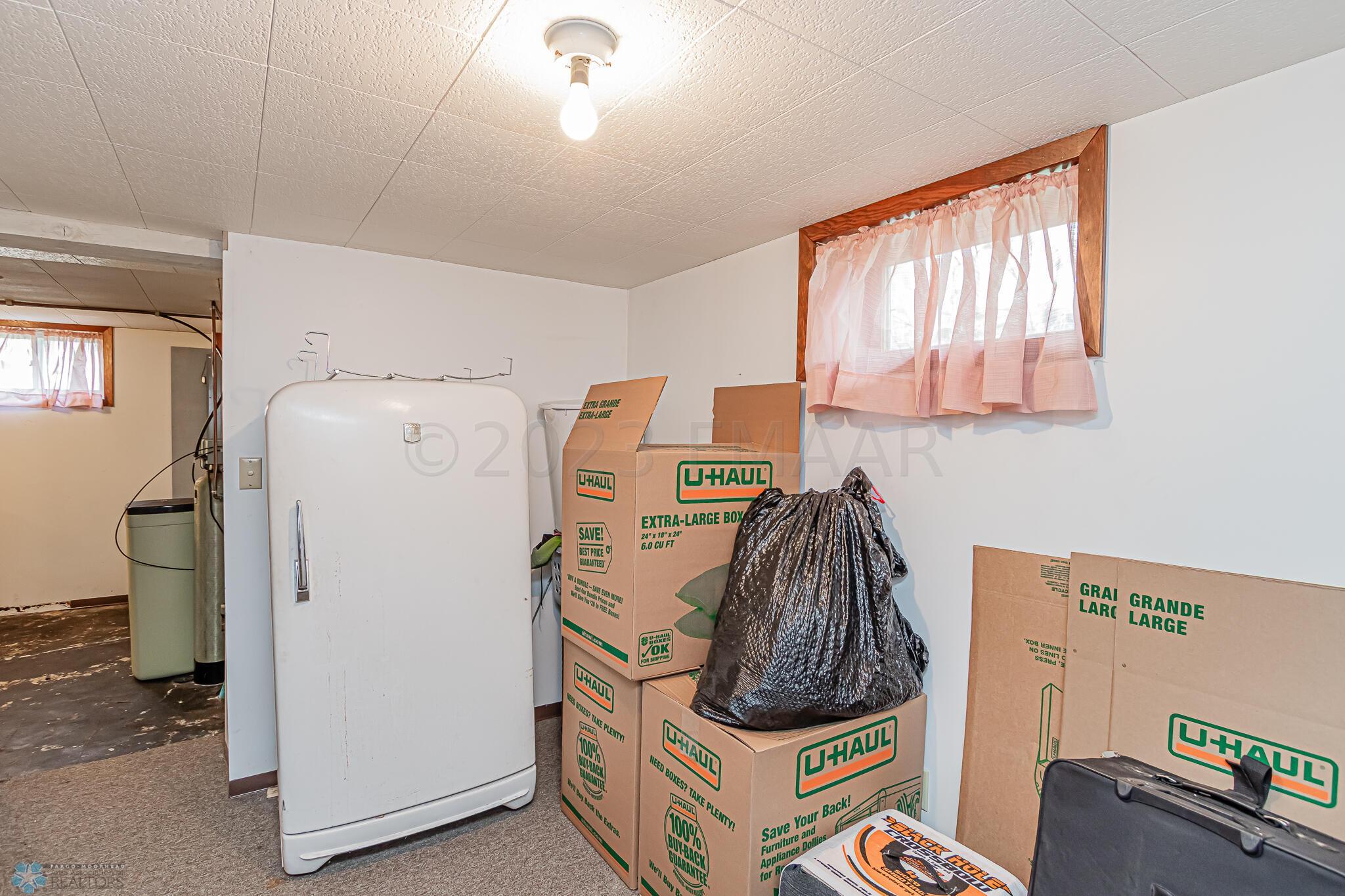 9 N Terrace N, Fargo, ND 58102-35