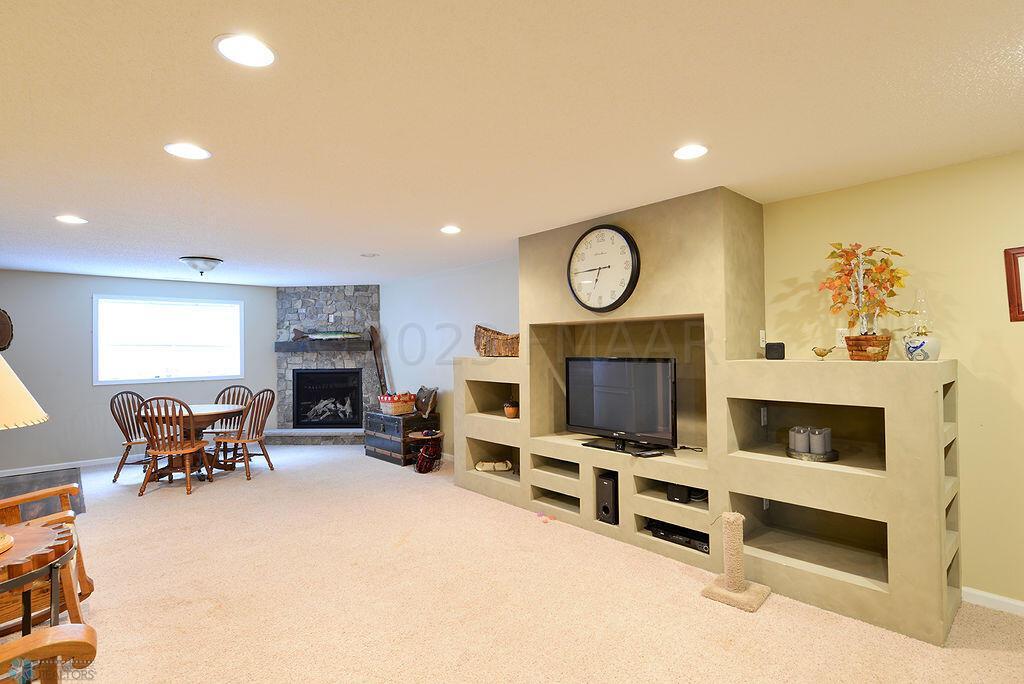 Built-ins Add To The Beauty