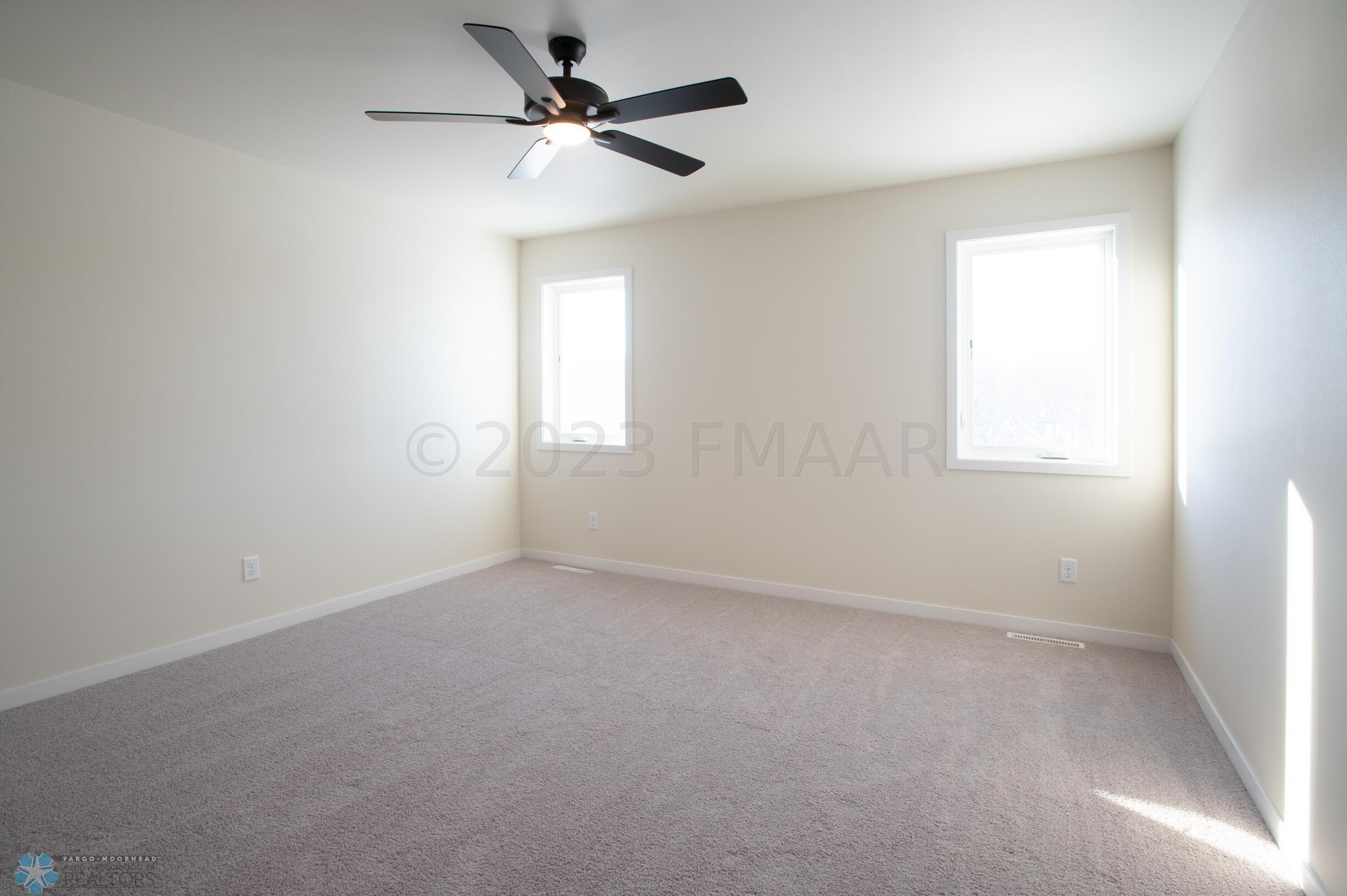 1360_GOLDENWOOD_DR-11