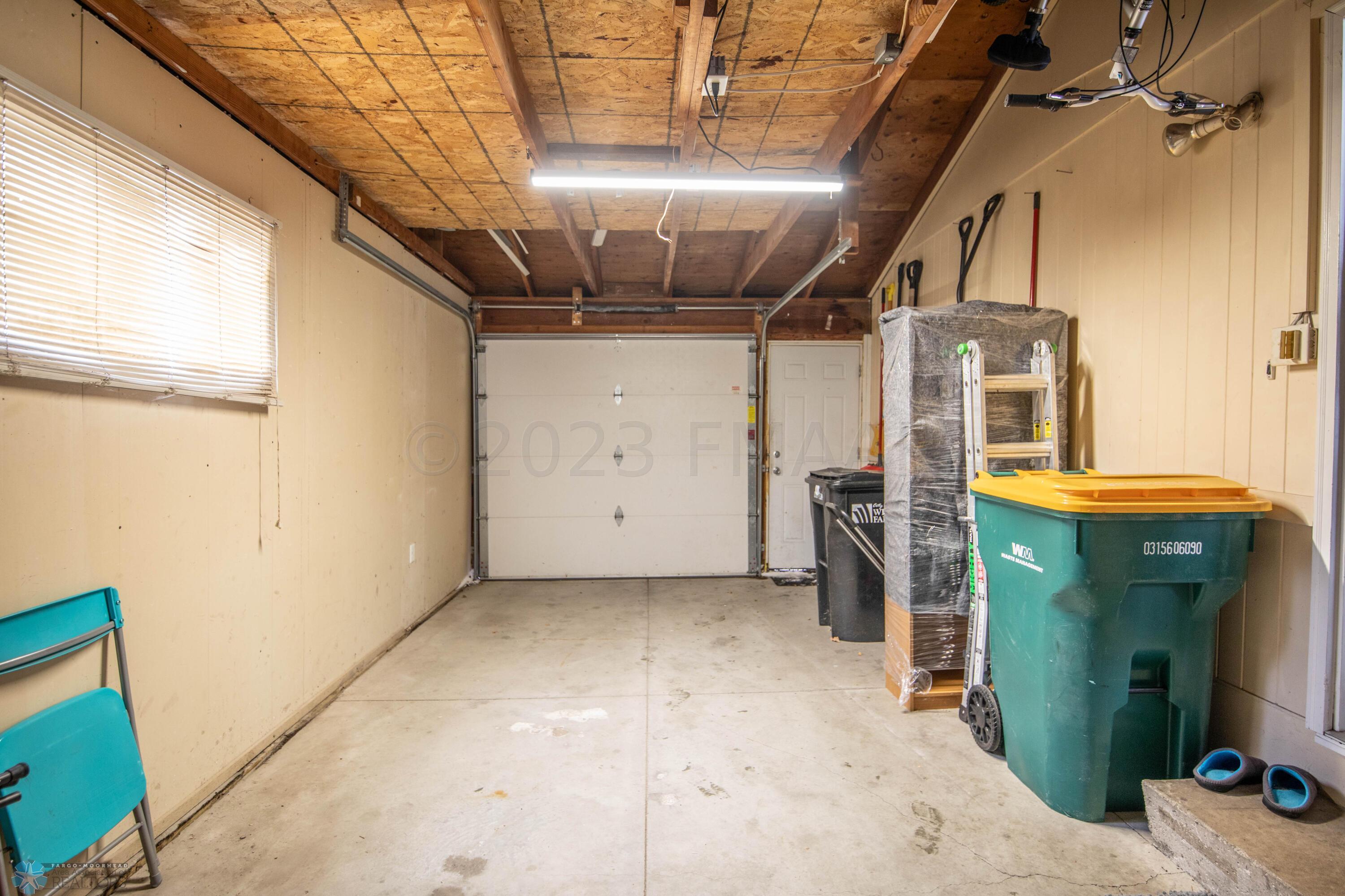 Attached Garage
