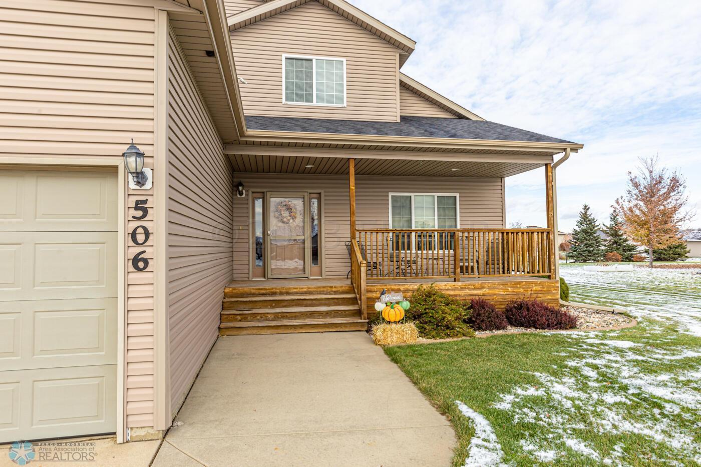 506 38th Ave W