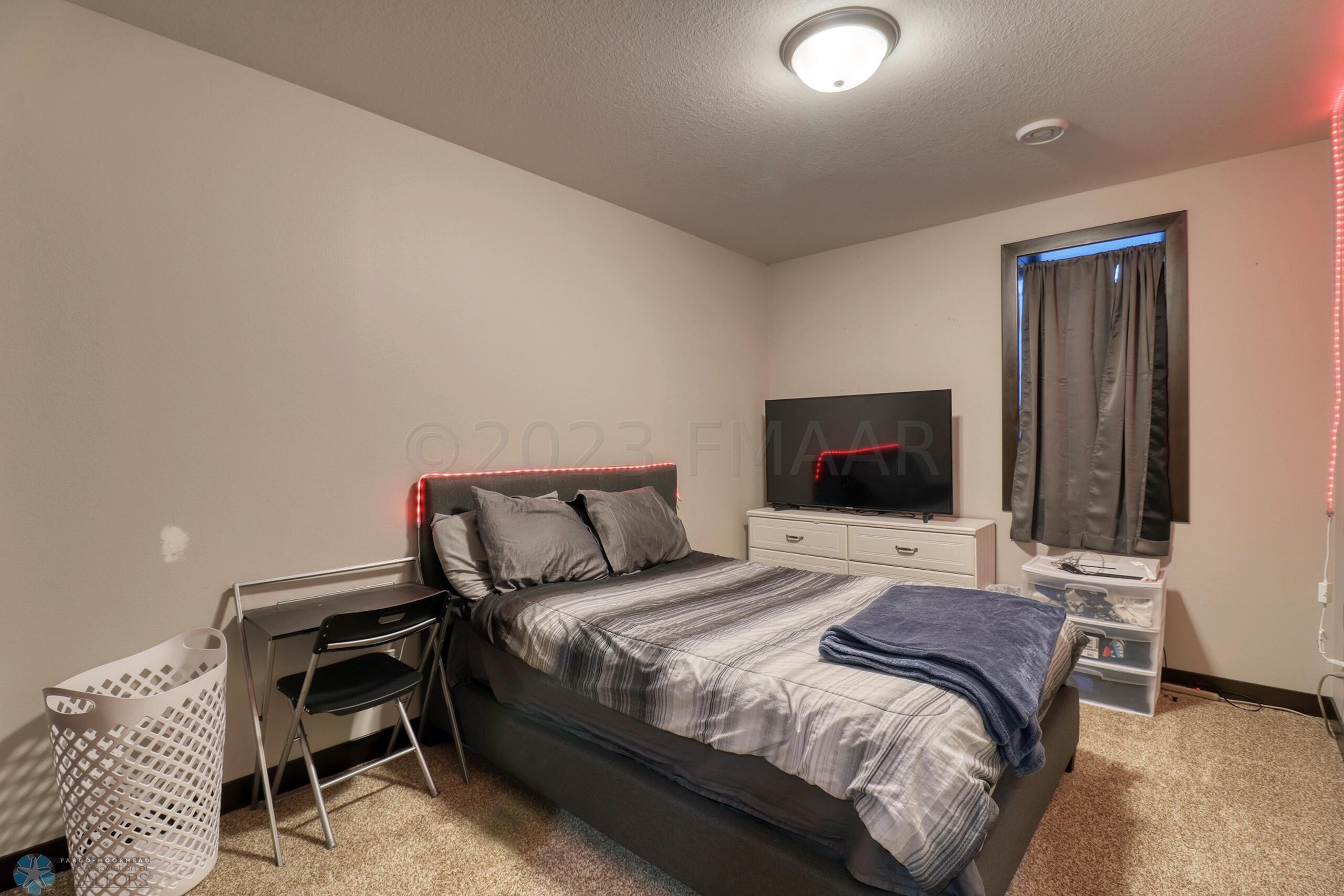 Basement Bedroom1_1