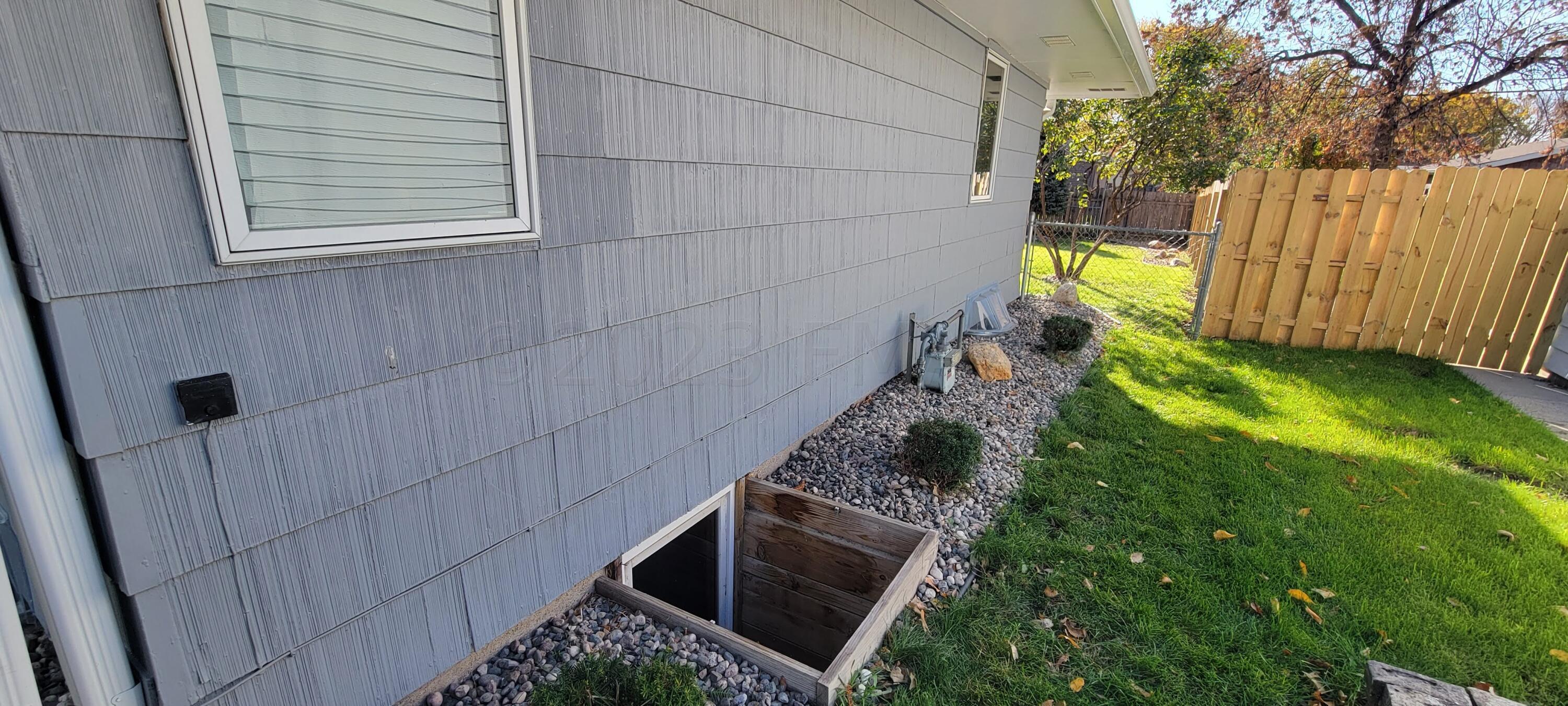 Bsmt. Egress