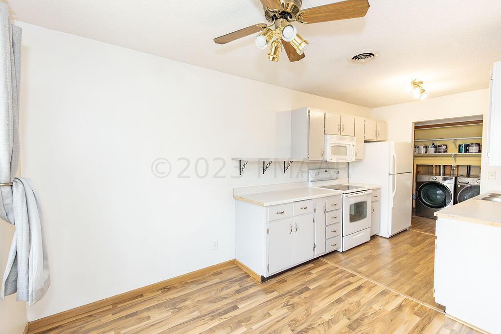 Dining / Kitchen