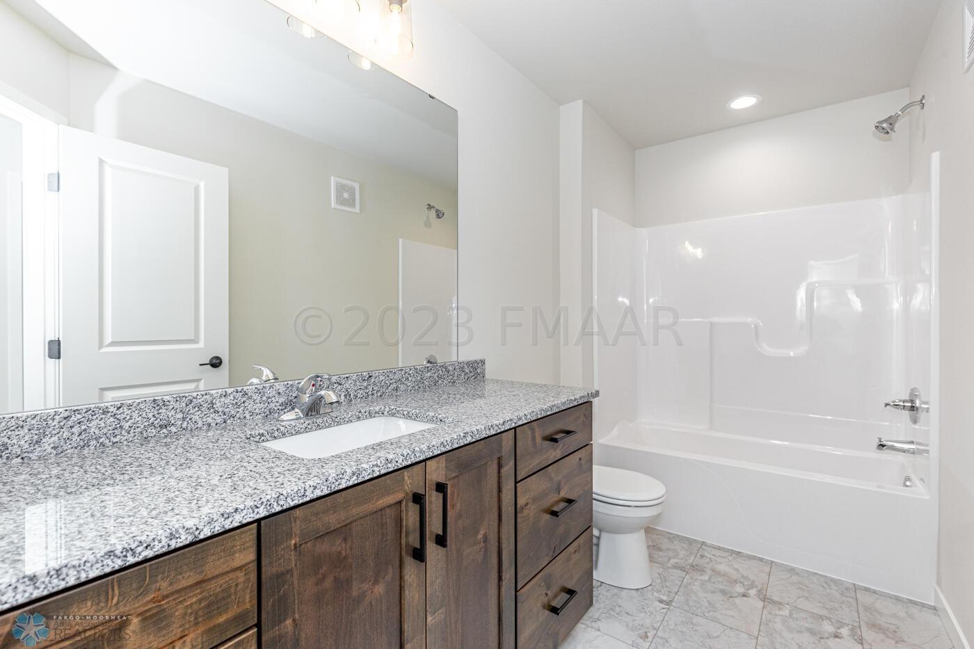 Guest Full Bath