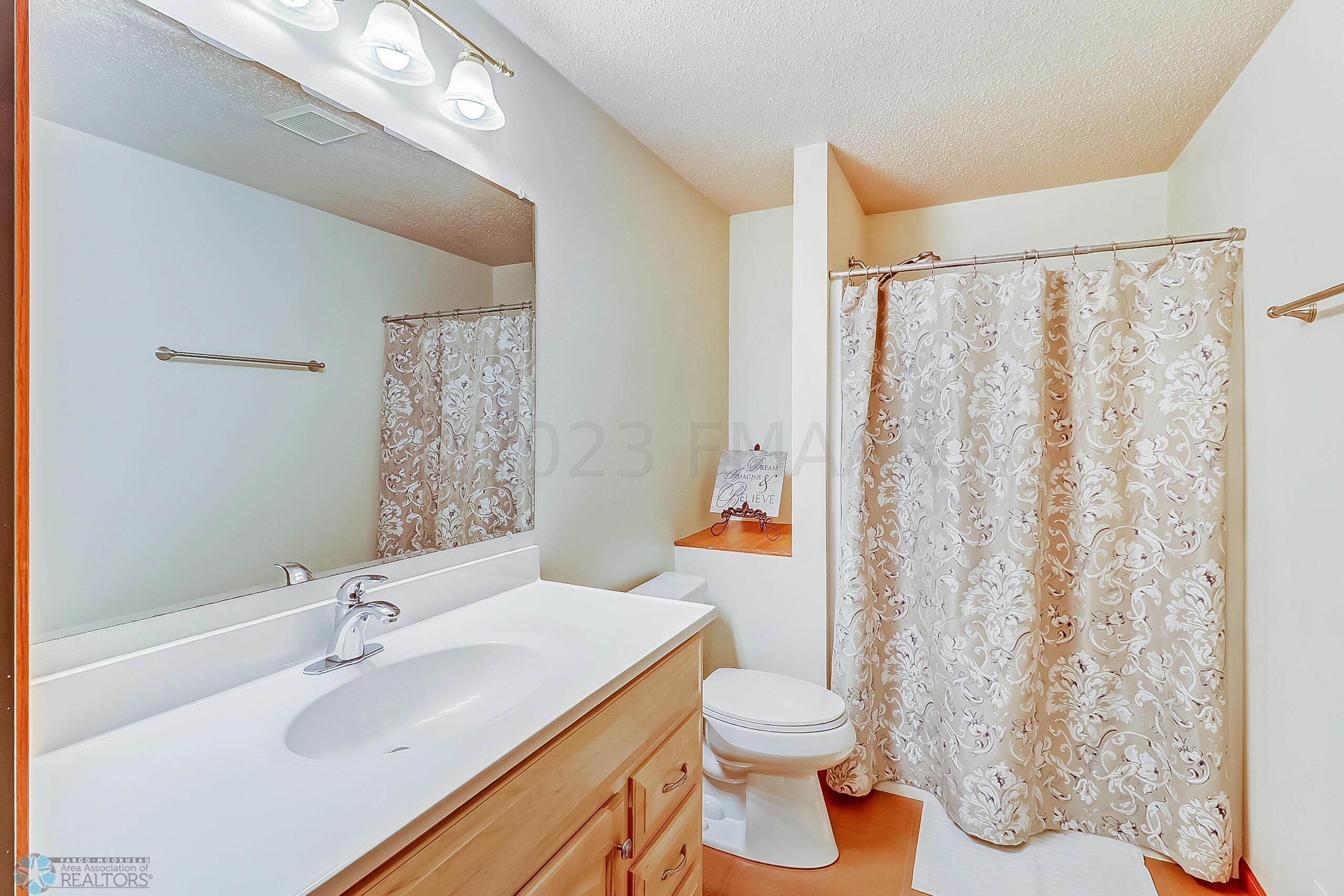 Basement Bathroom1_1