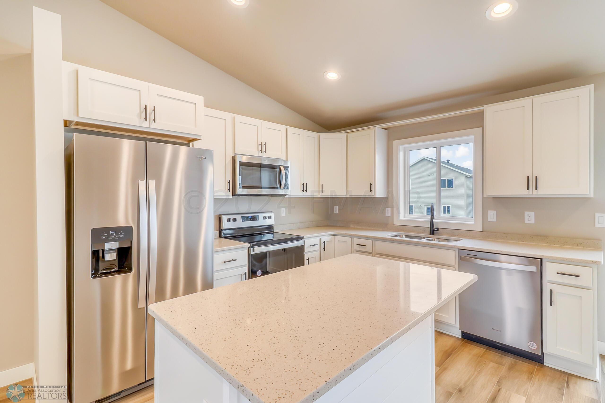 Kitchen (3)