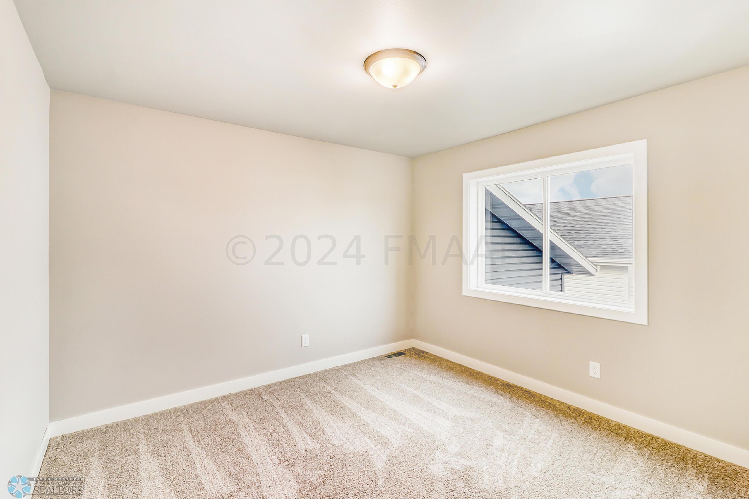 Bedroom1 (2)